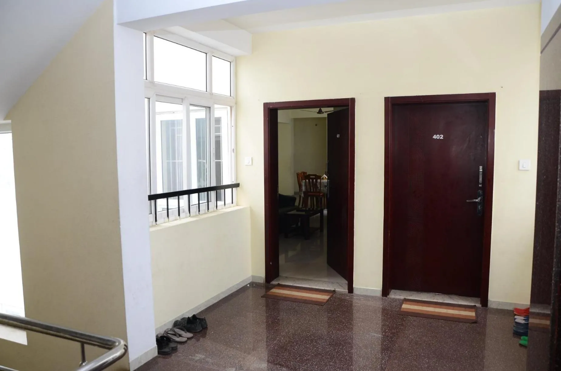 Lobby or reception in Tulip Suites
