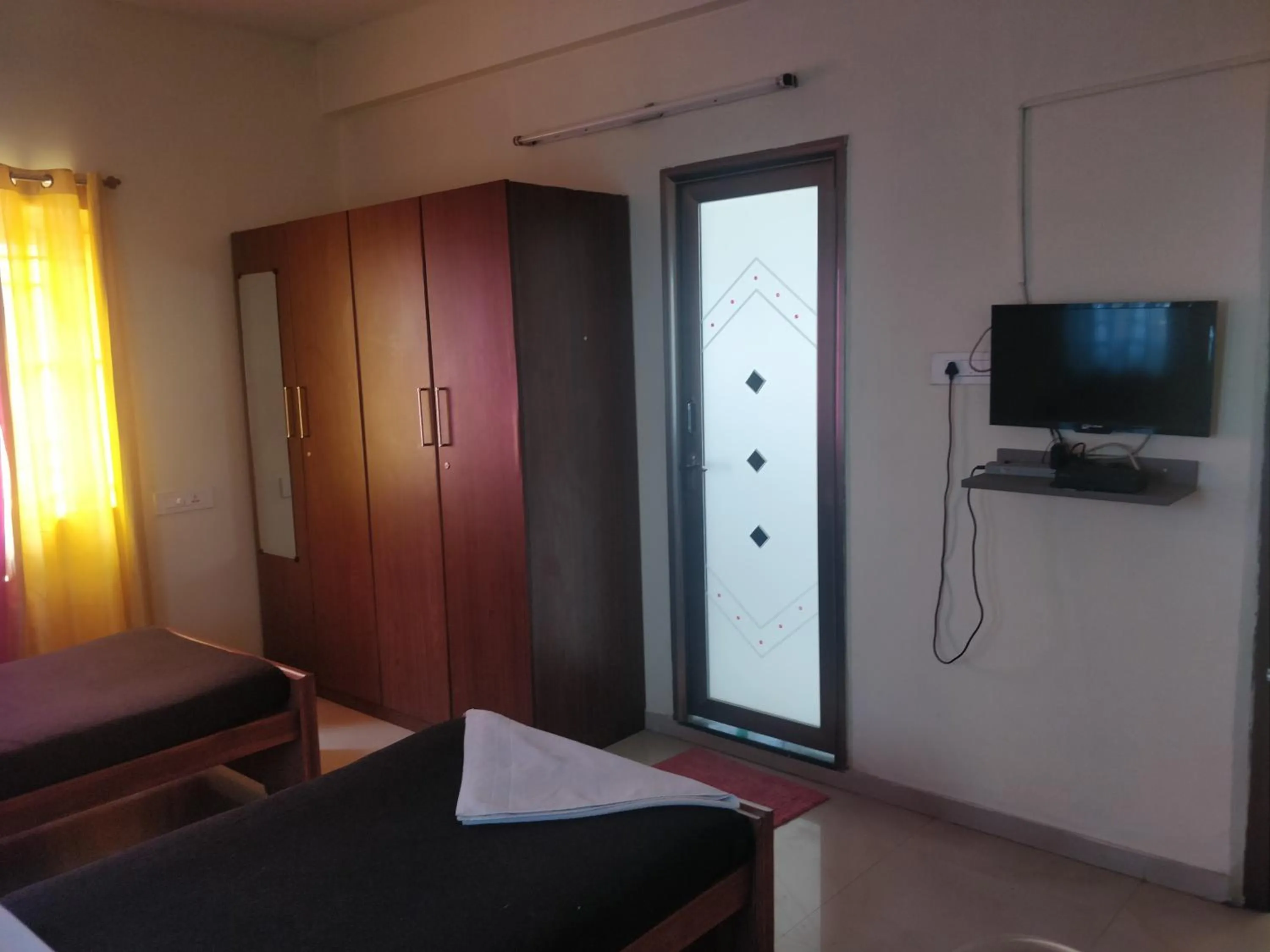 TV and multimedia, Bed in Tulip Suites
