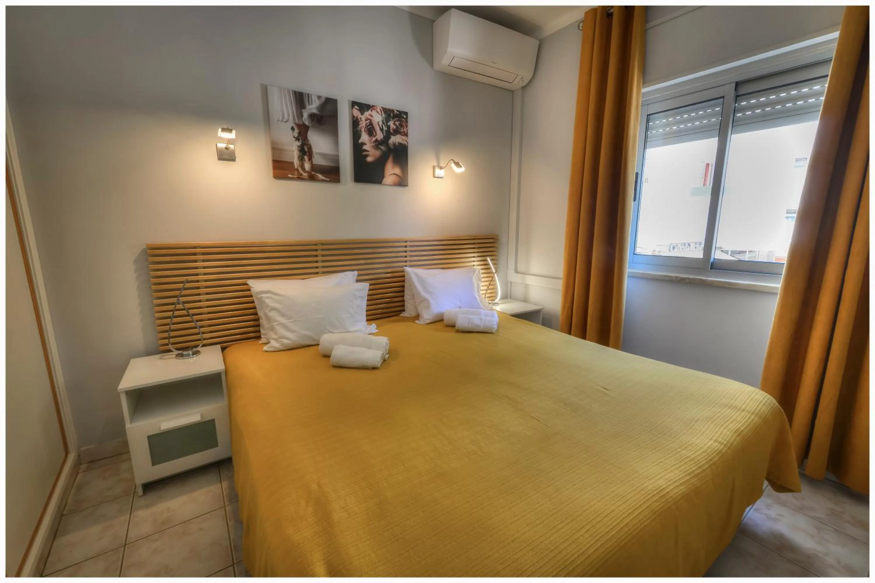 Bedroom, Bed in Apartamentos Belo Horizonte