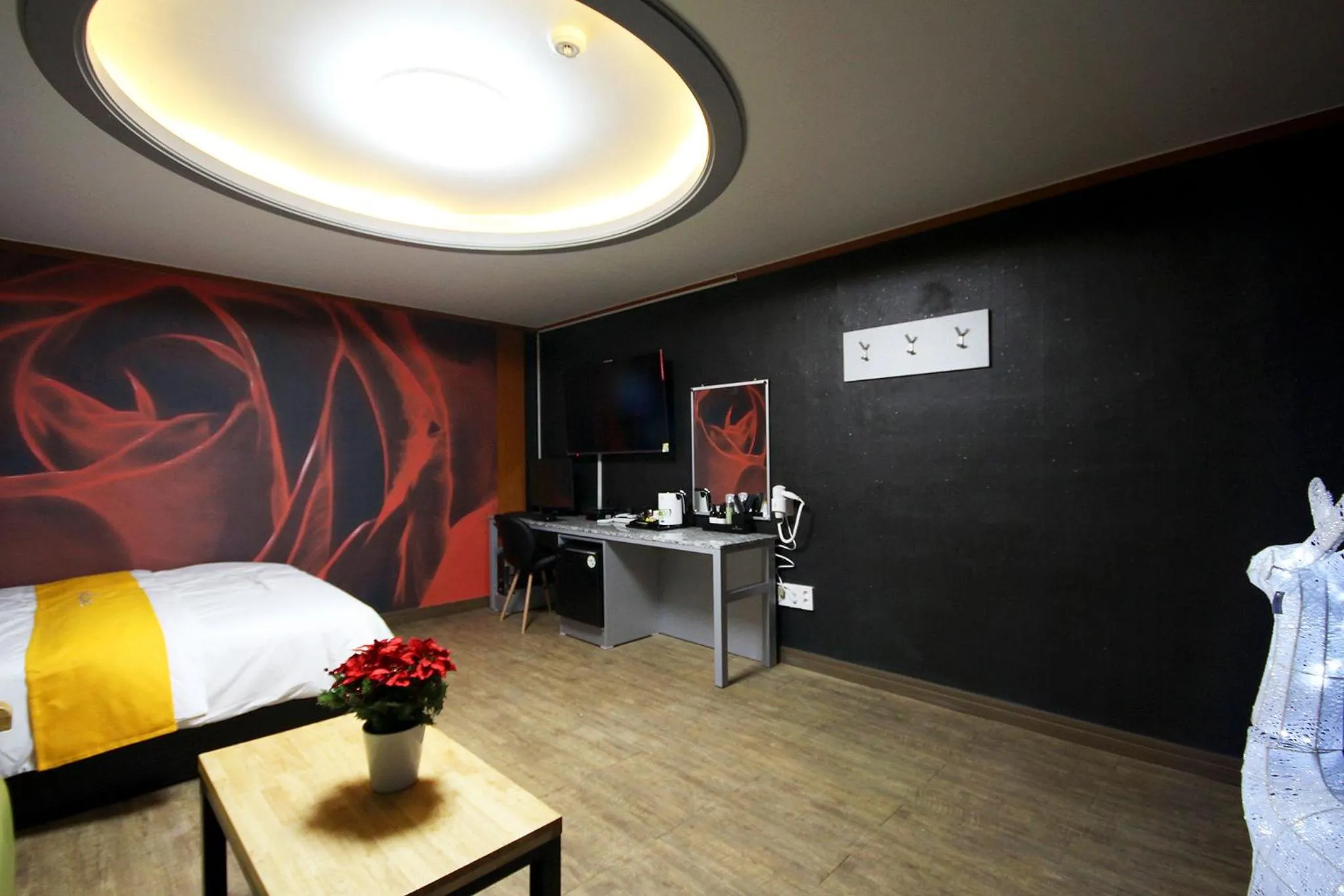 Bed in Business Hotel Busan Station