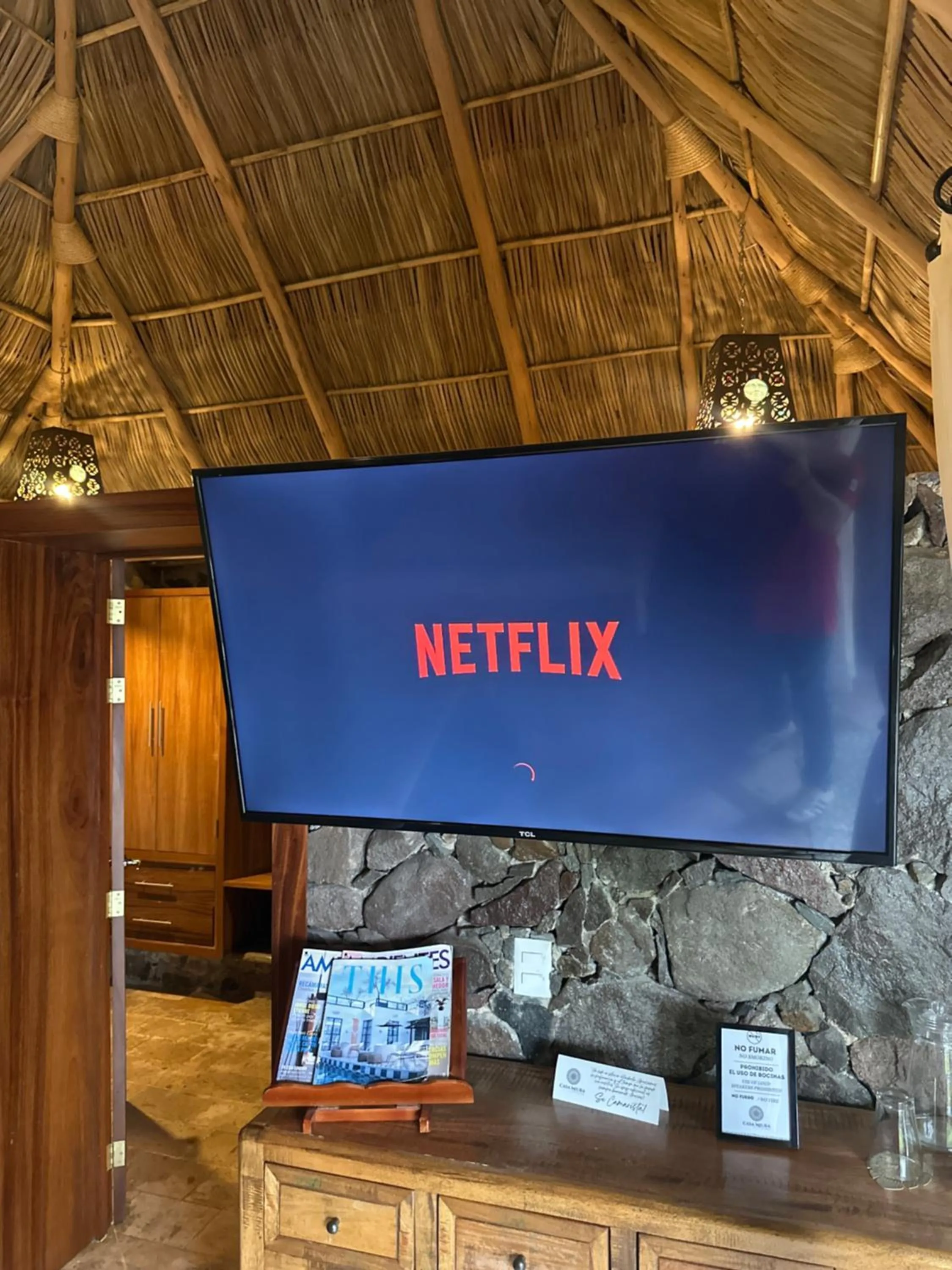 TV and multimedia in Casa Miura Hotel Boutique