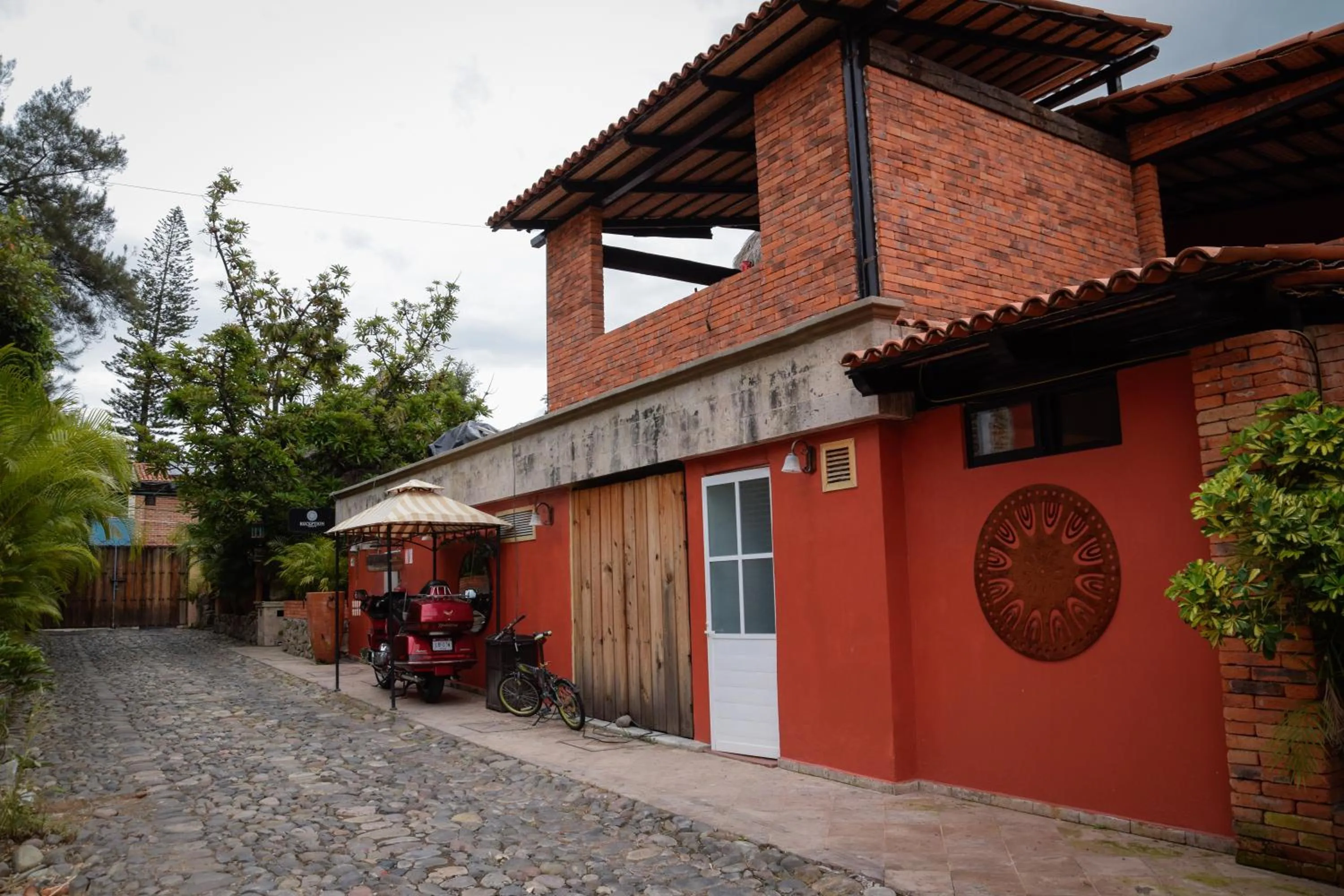 Property building in Casa Miura Hotel Boutique