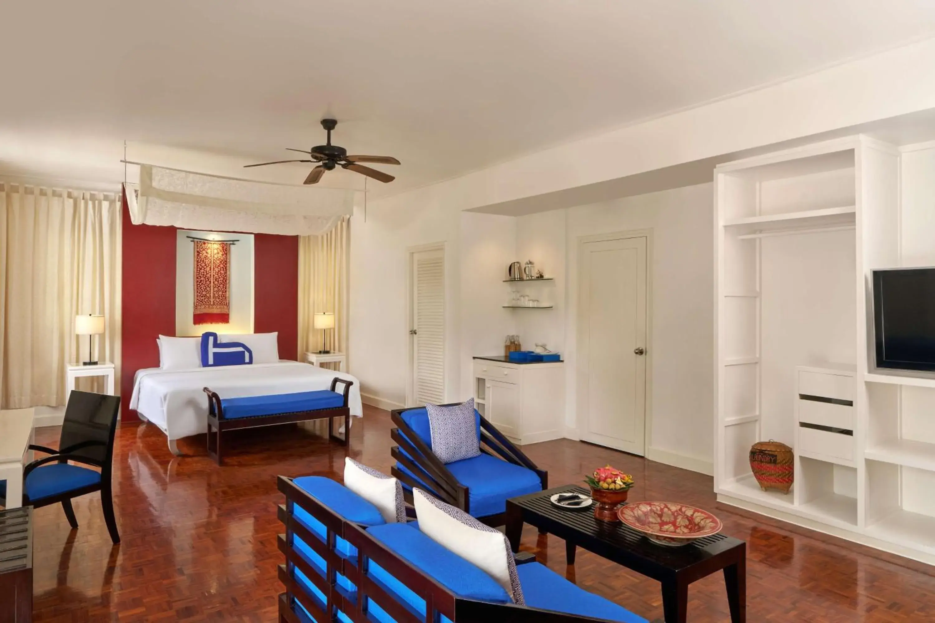 Bedroom, Bed in Homm Souvannaphoum Luang Prabang, part of Banyan Group Bedroom, Bed in Homm Souvannaphoum Luang Prabang, part of Banyan Group