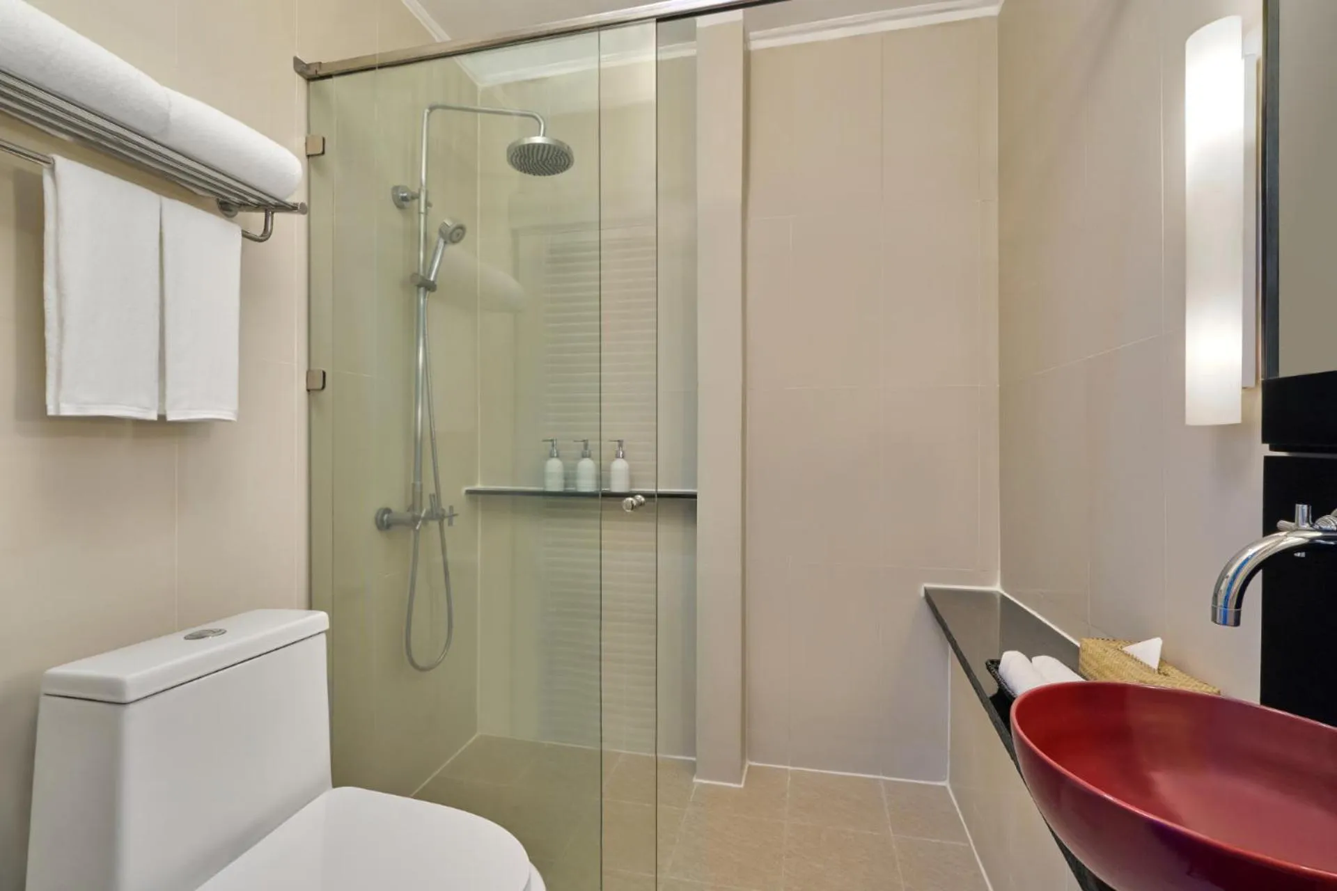 Bathroom in Homm Souvannaphoum Luang Prabang, part of Banyan Group