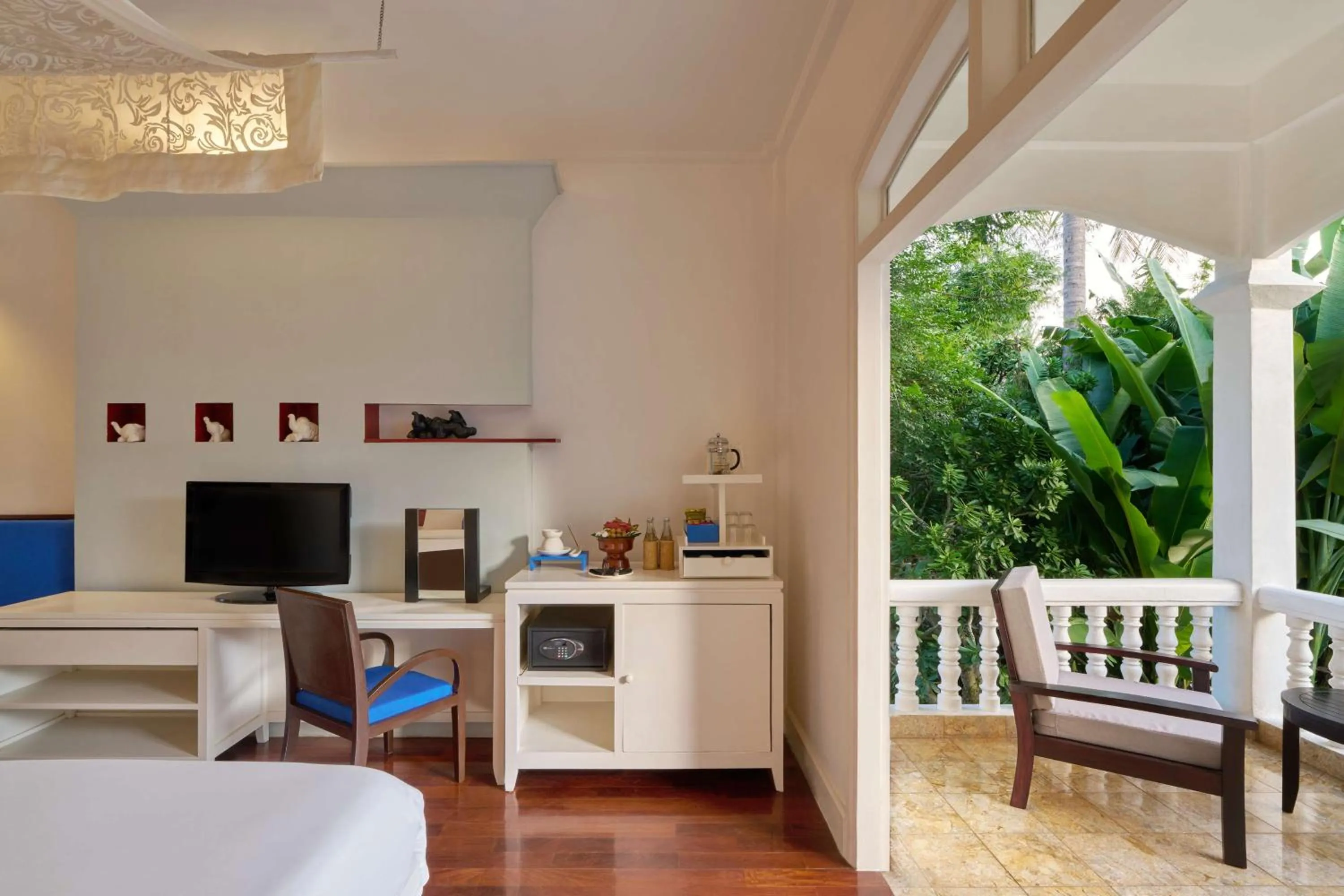 Bedroom, Bed in Homm Souvannaphoum Luang Prabang, part of Banyan Group
