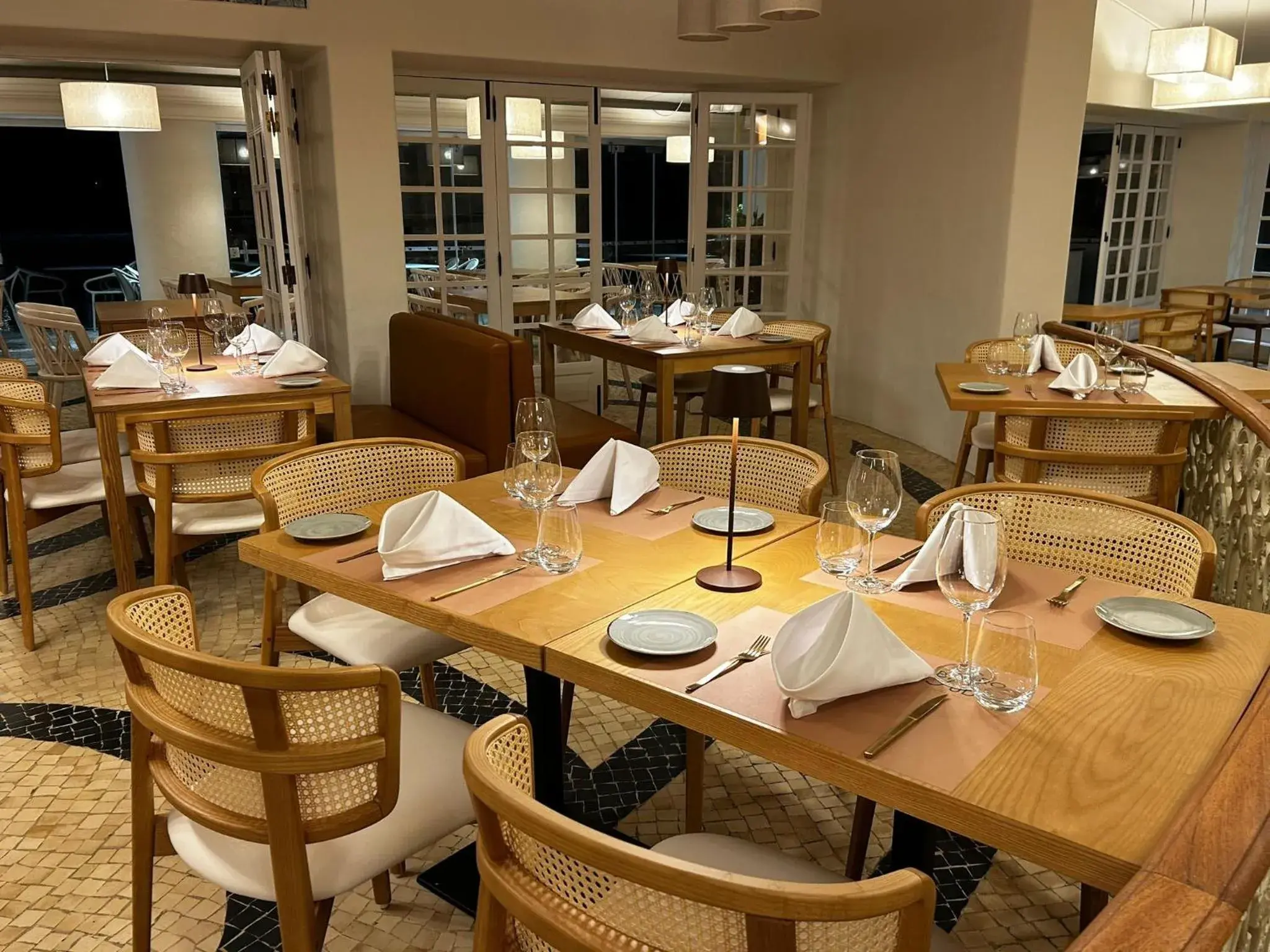 Restaurant/places to eat in Balaia Golf Village Restaurant/places to eat in Balaia Golf Village