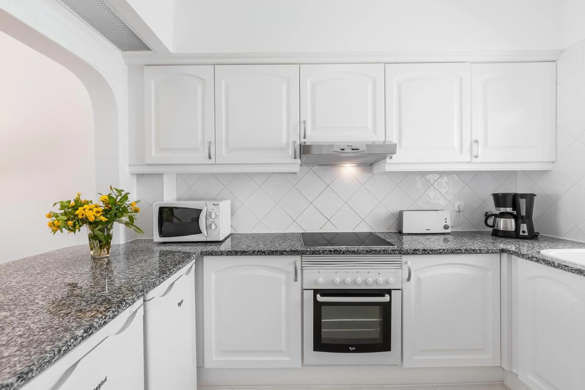 Kitchen or kitchenette in Balaia Golf Village