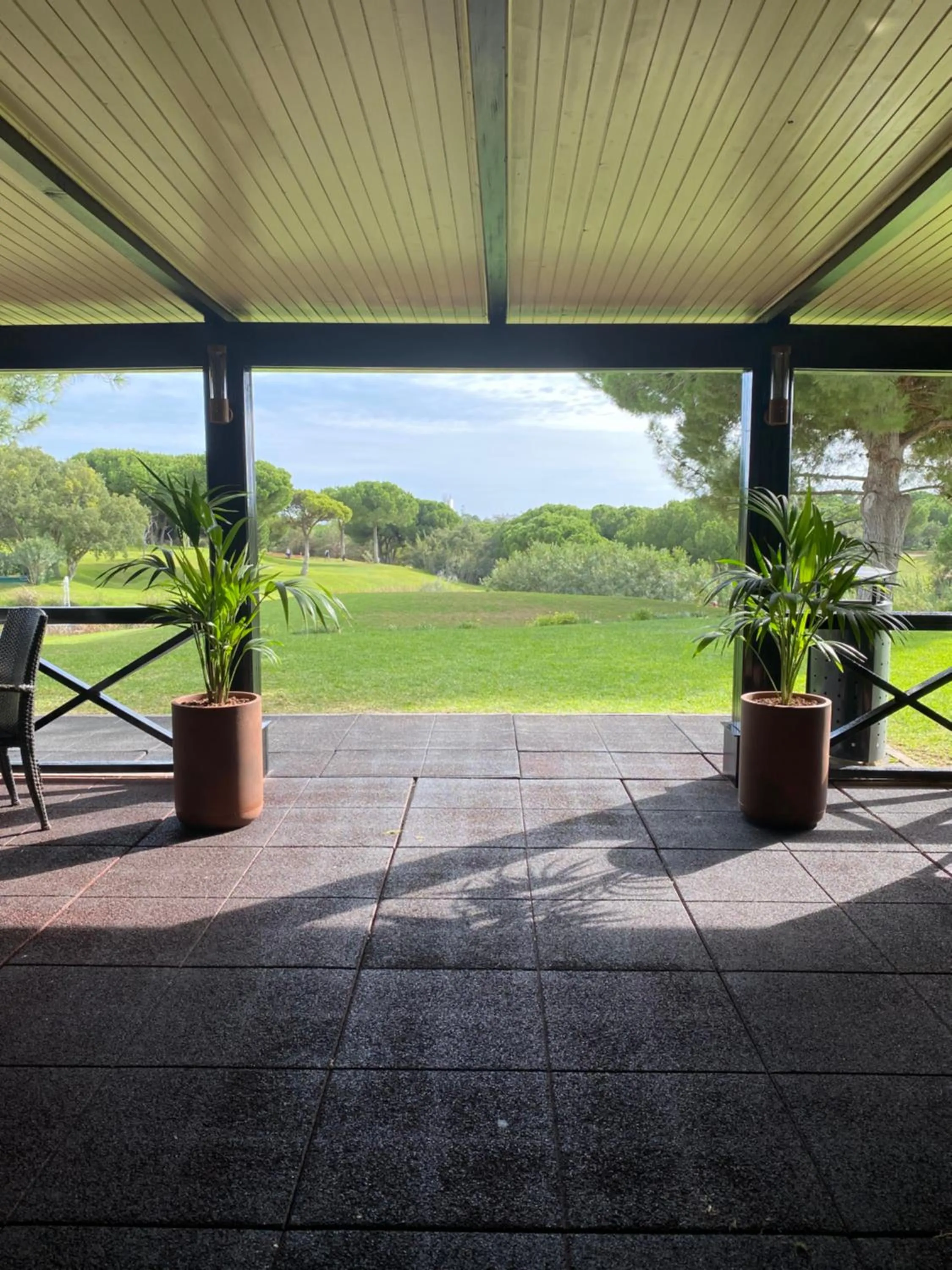 Restaurant/places to eat in Balaia Golf Village