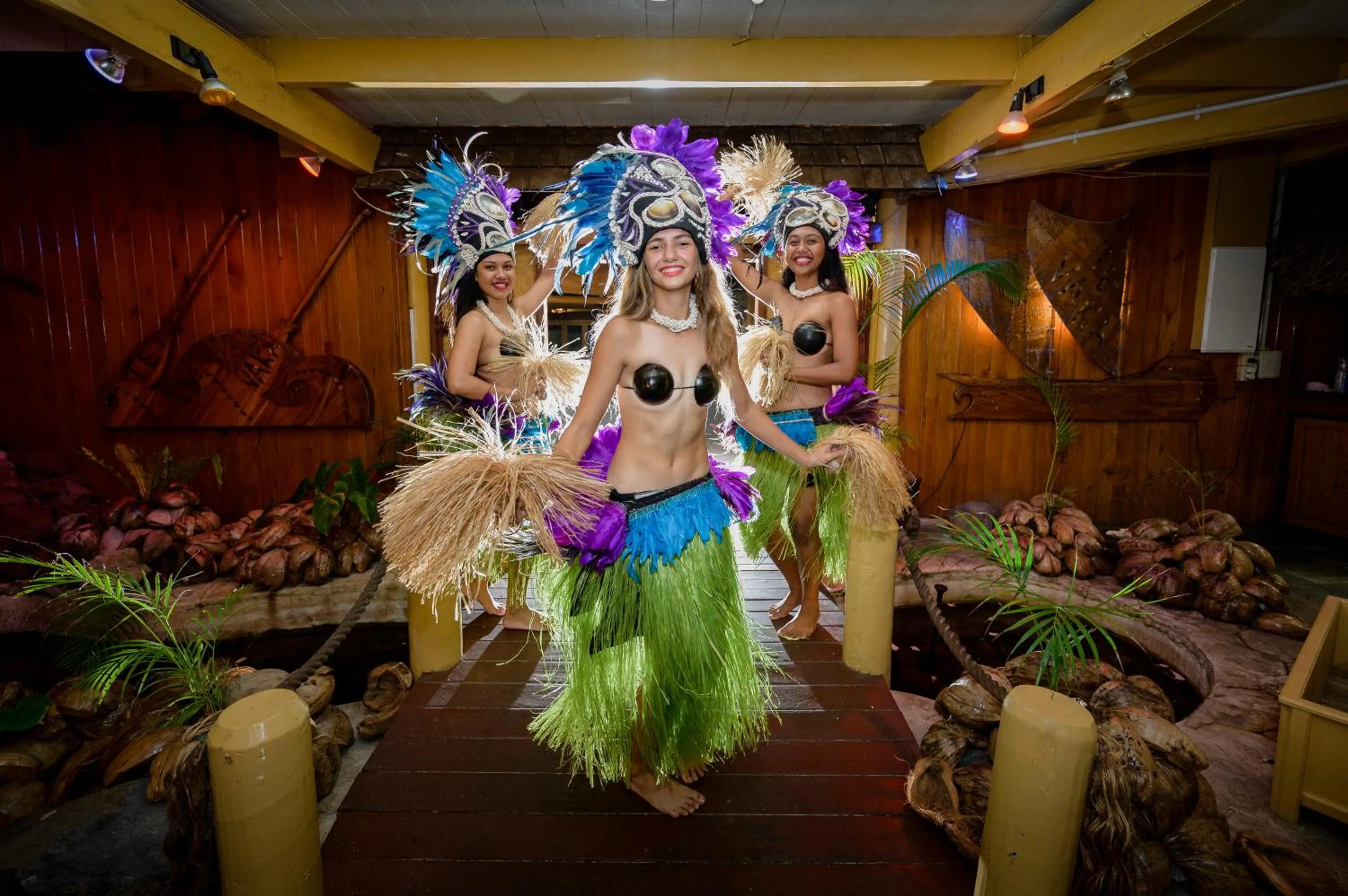 Entertainment in The Rarotongan Beach Resort & Lagoonarium