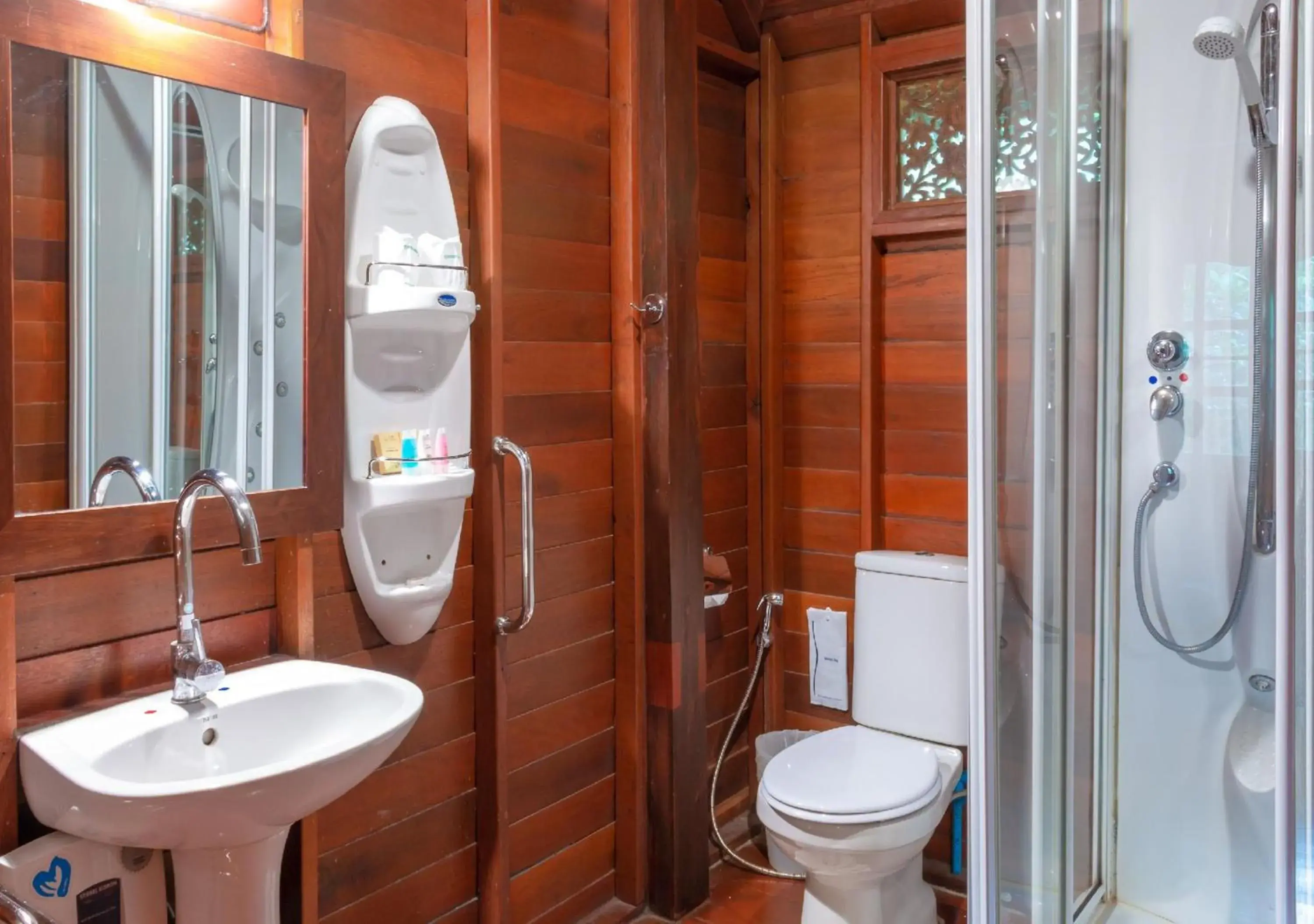 Bathroom in Phuwanalee Resort Bathroom in Phuwanalee Resort