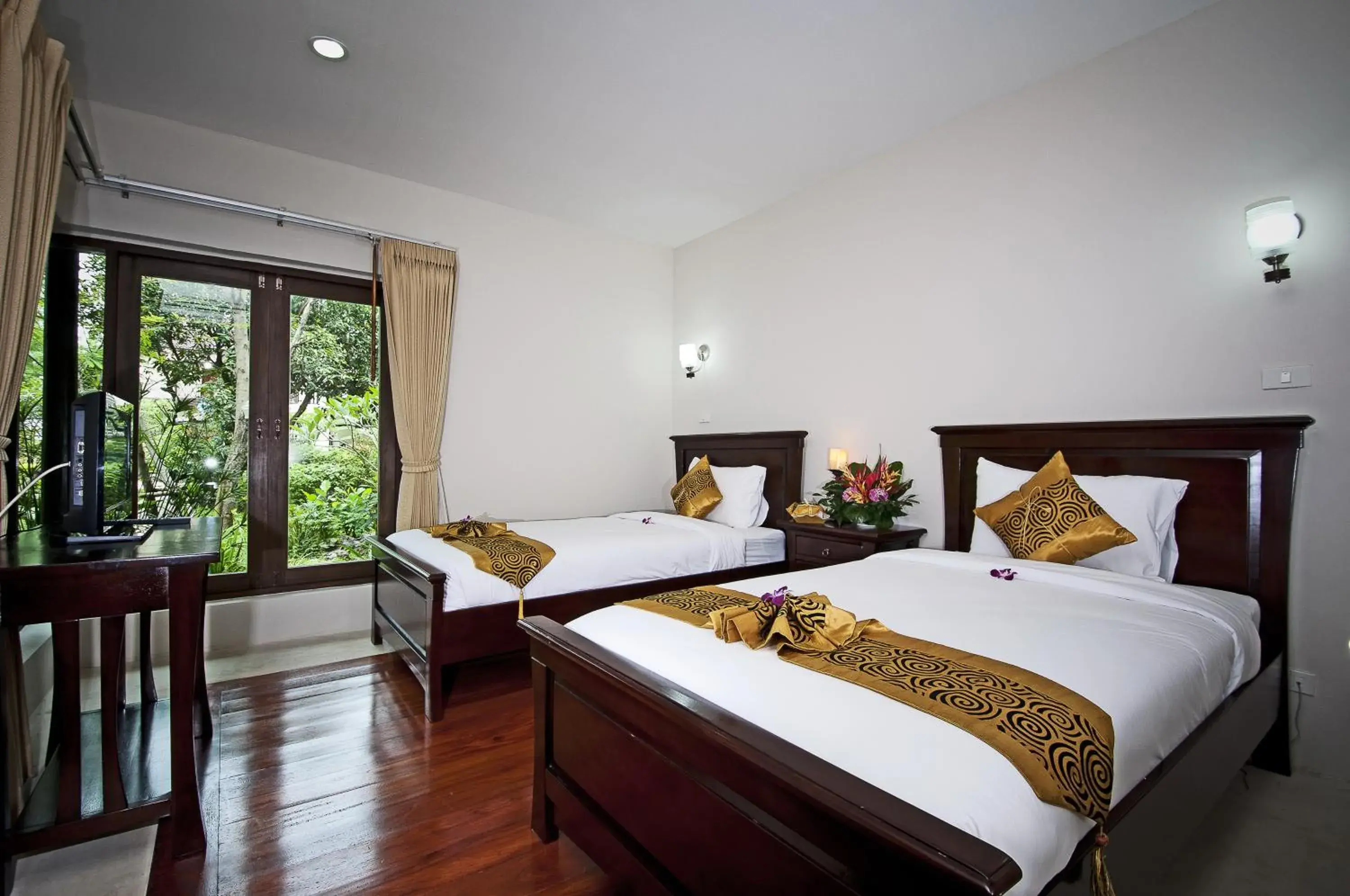 Bed in Phuwanalee Resort Bed in Phuwanalee Resort