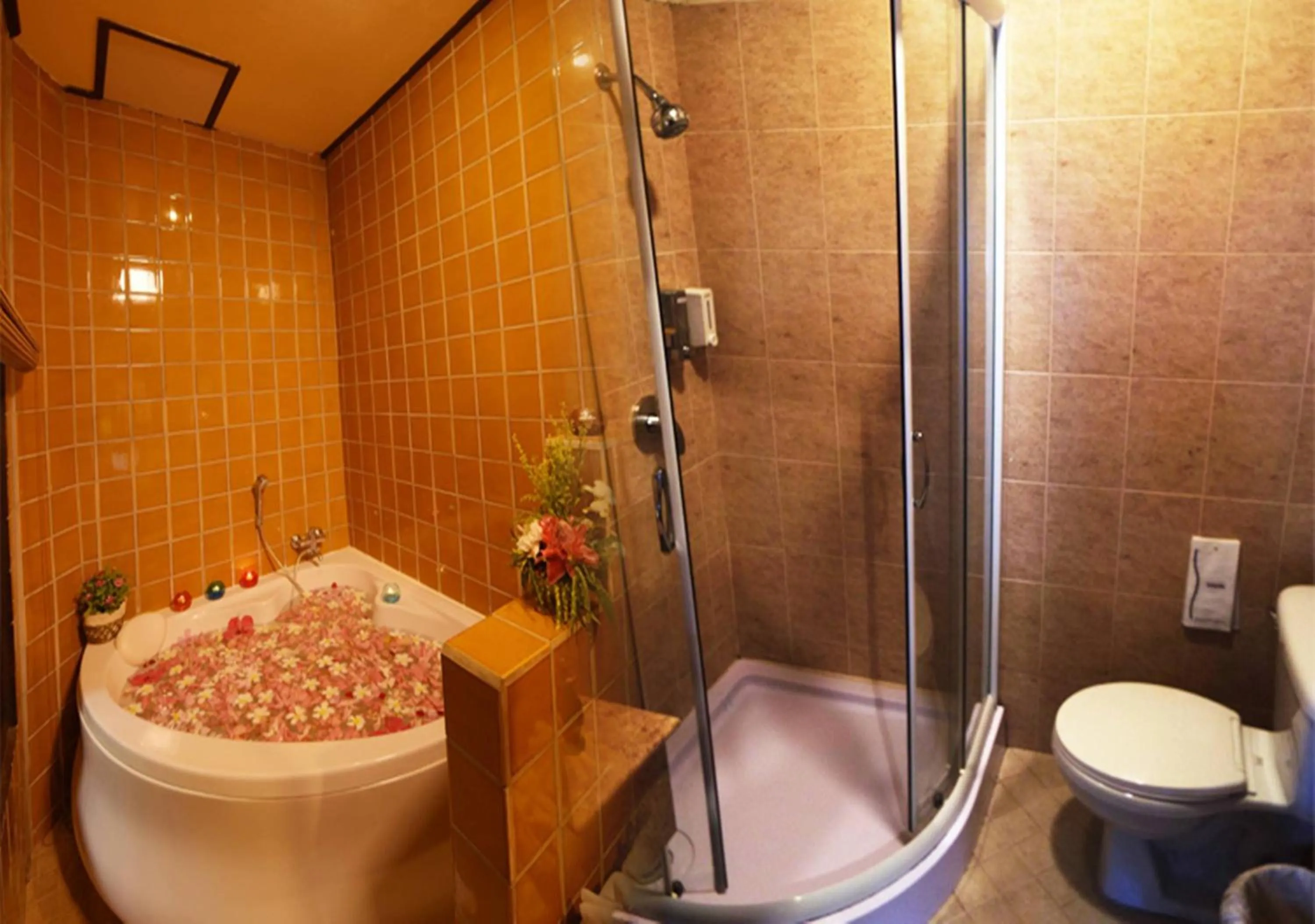 Bathroom in Phuwanalee Resort