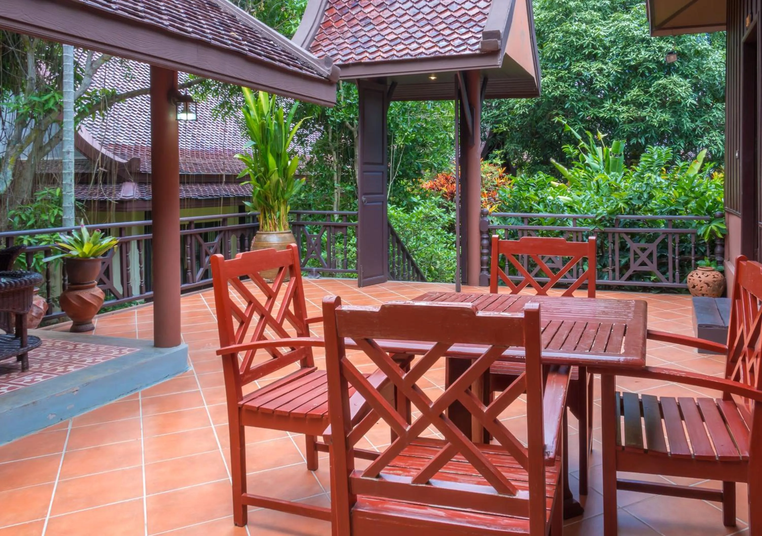 Balcony/Terrace in Phuwanalee Resort