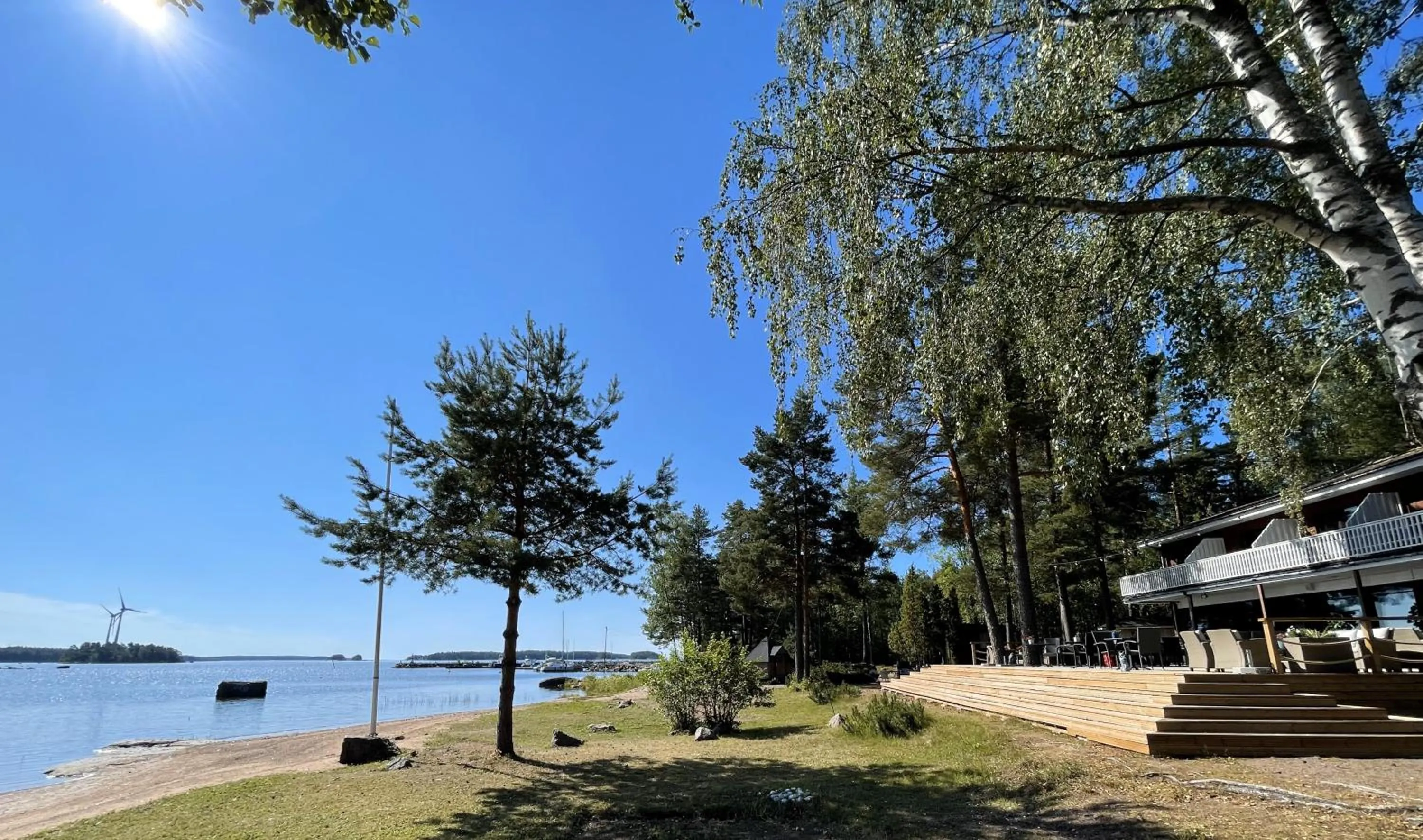 Restaurant/places to eat in Beach Hotel Santalahti