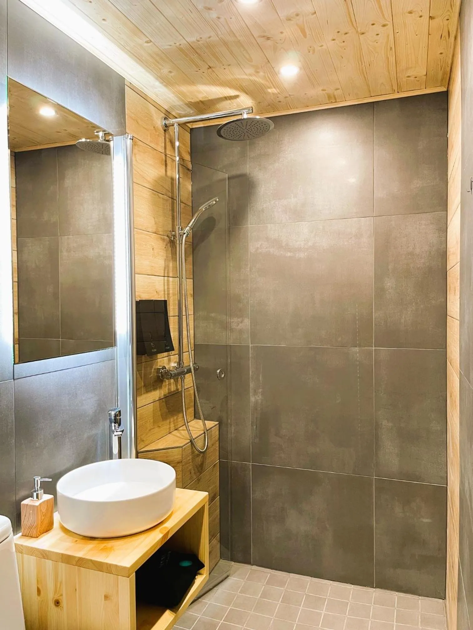 Bathroom in Beach Hotel Santalahti