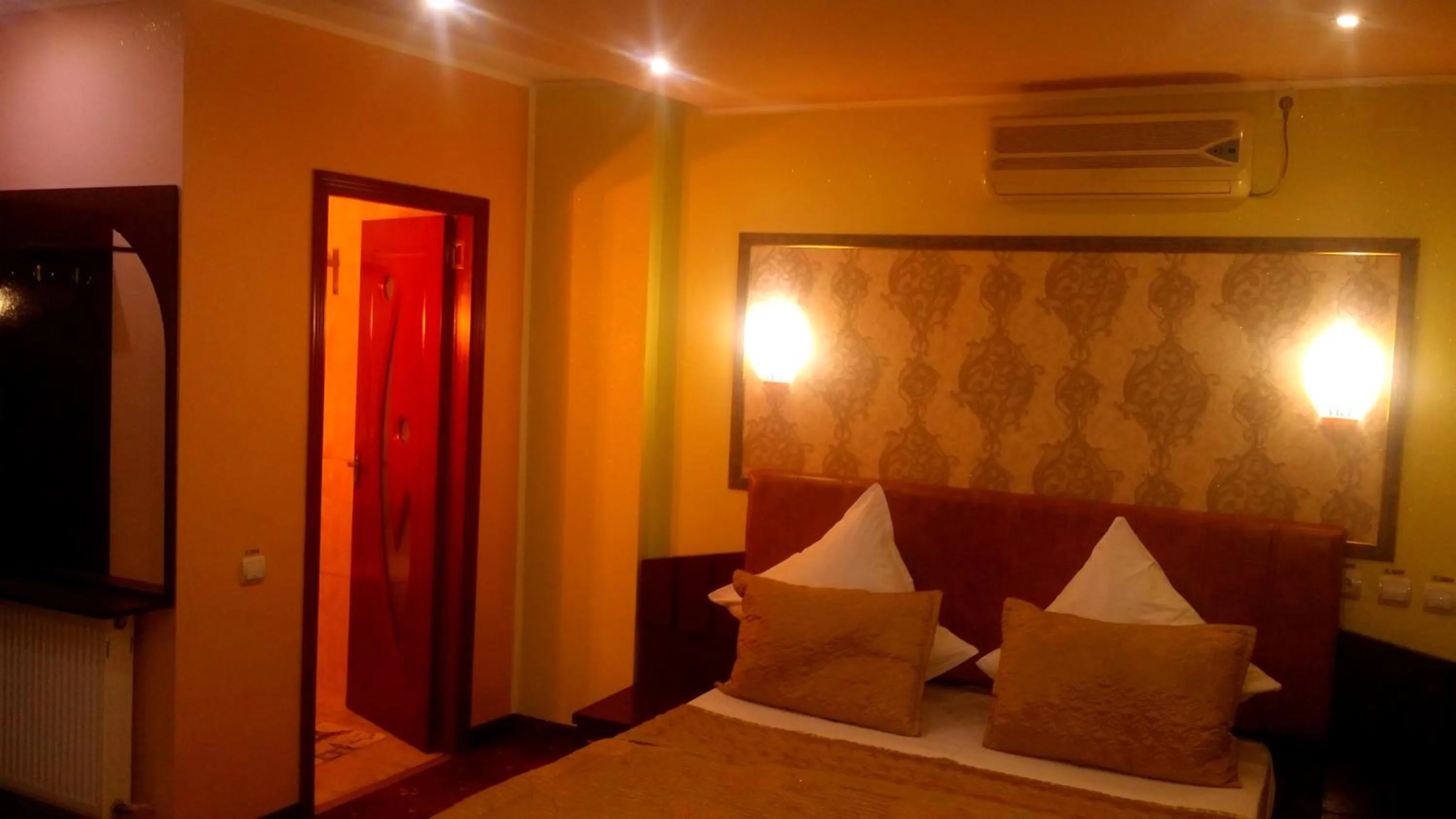 Decorative detail in Byblov Rooms Boutique