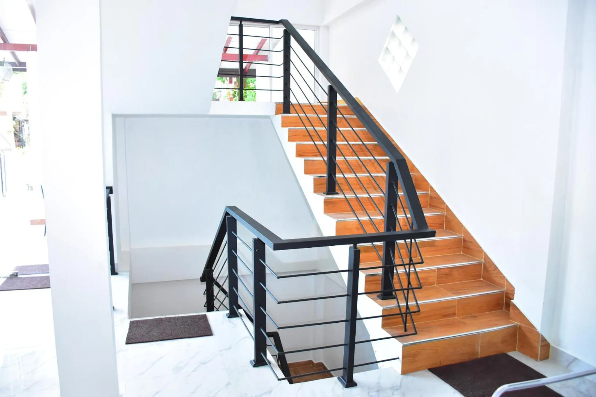 Property building in Ella, Nine Arch Holiday Resort