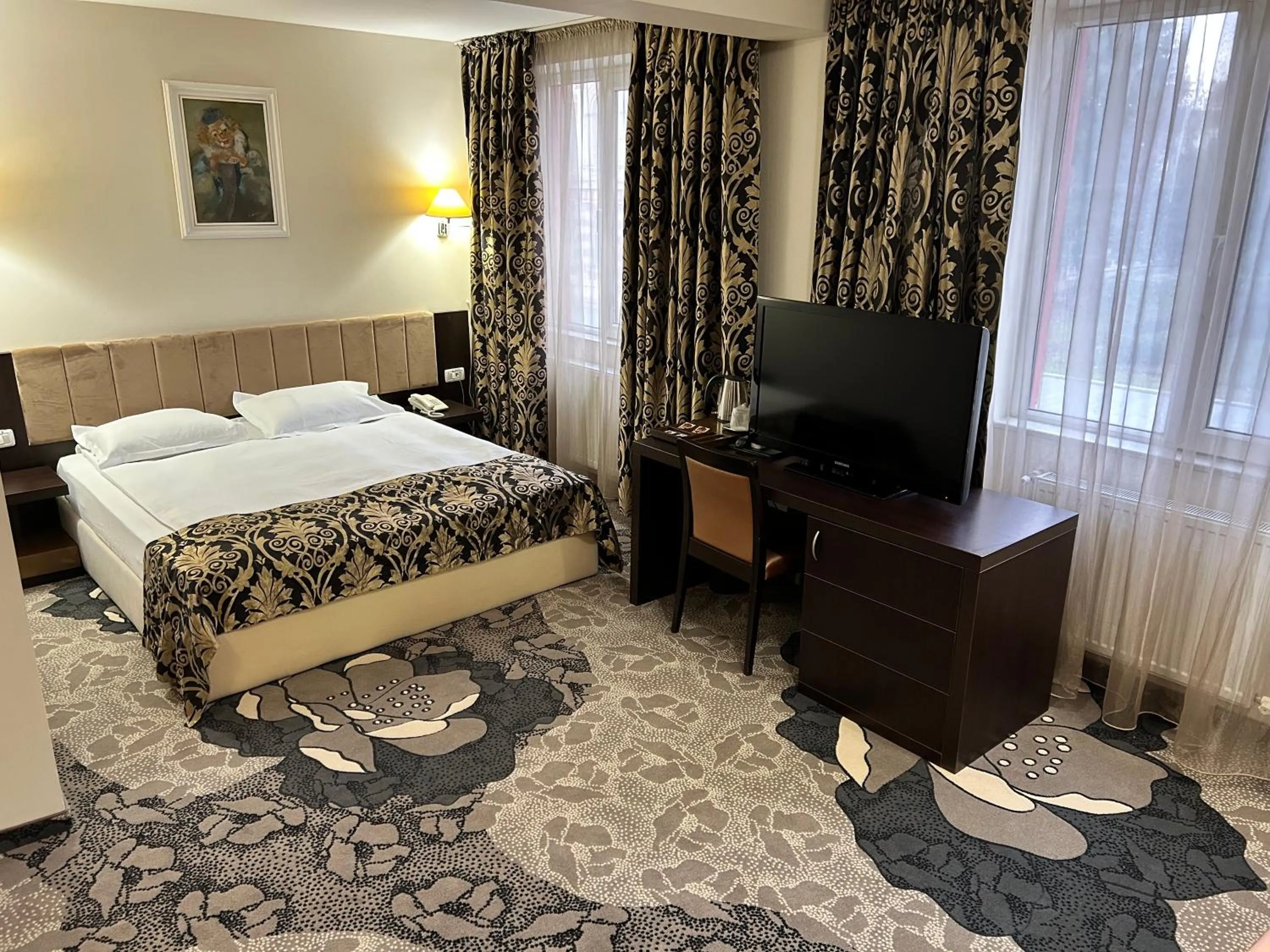 Bed in Hotel Bistrita