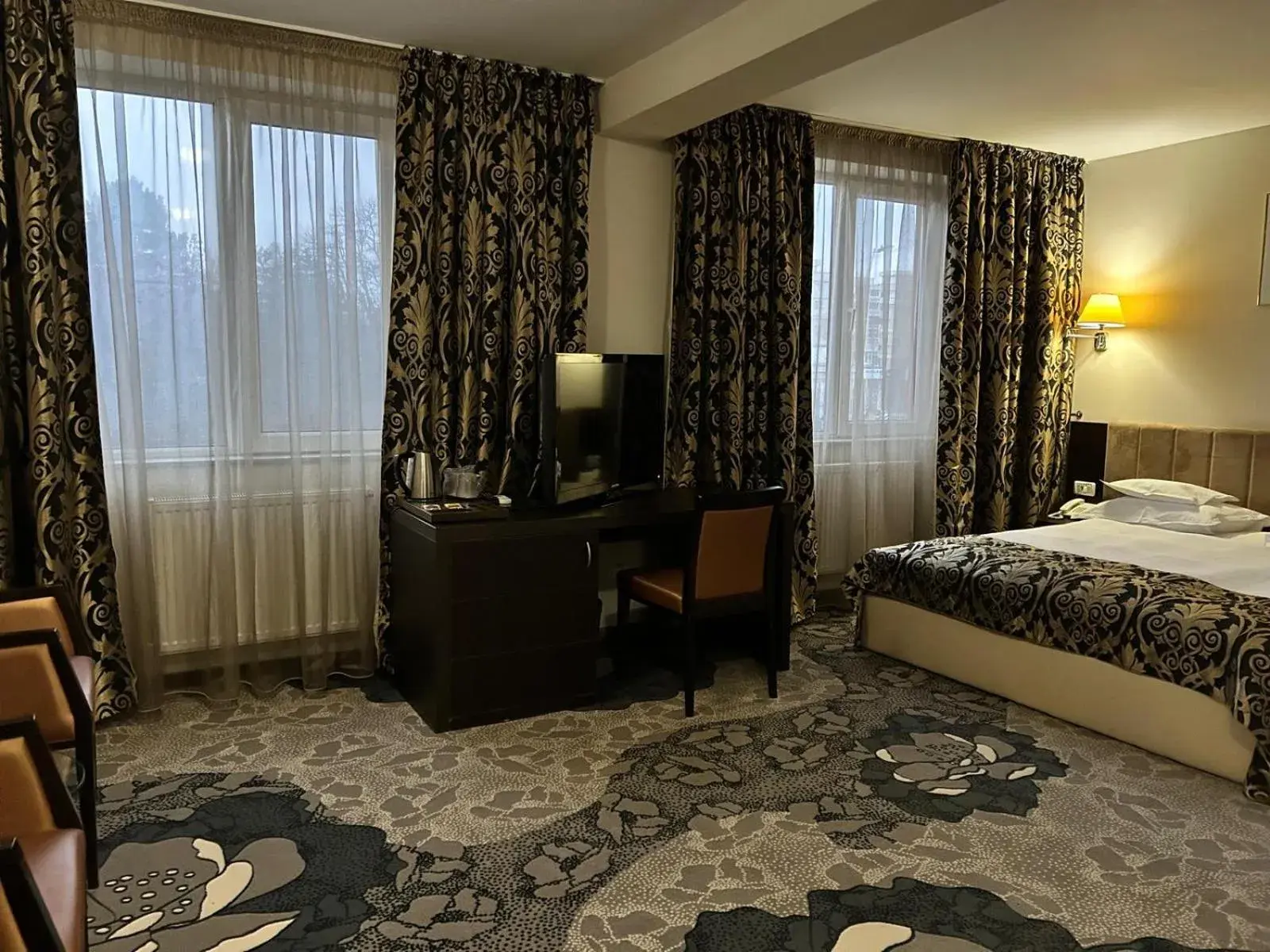 Deluxe Double or Twin Room in Hotel Bistrita Deluxe Double or Twin Room in Hotel Bistrita