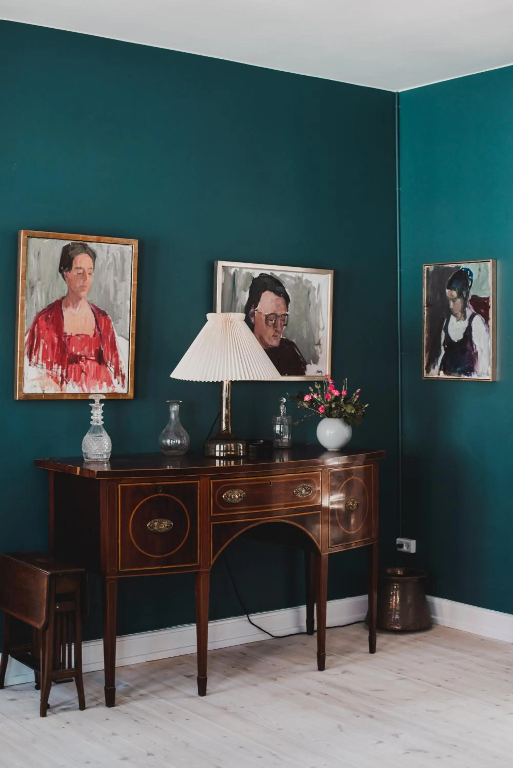 Communal lounge/ TV room in Kjobing Manor