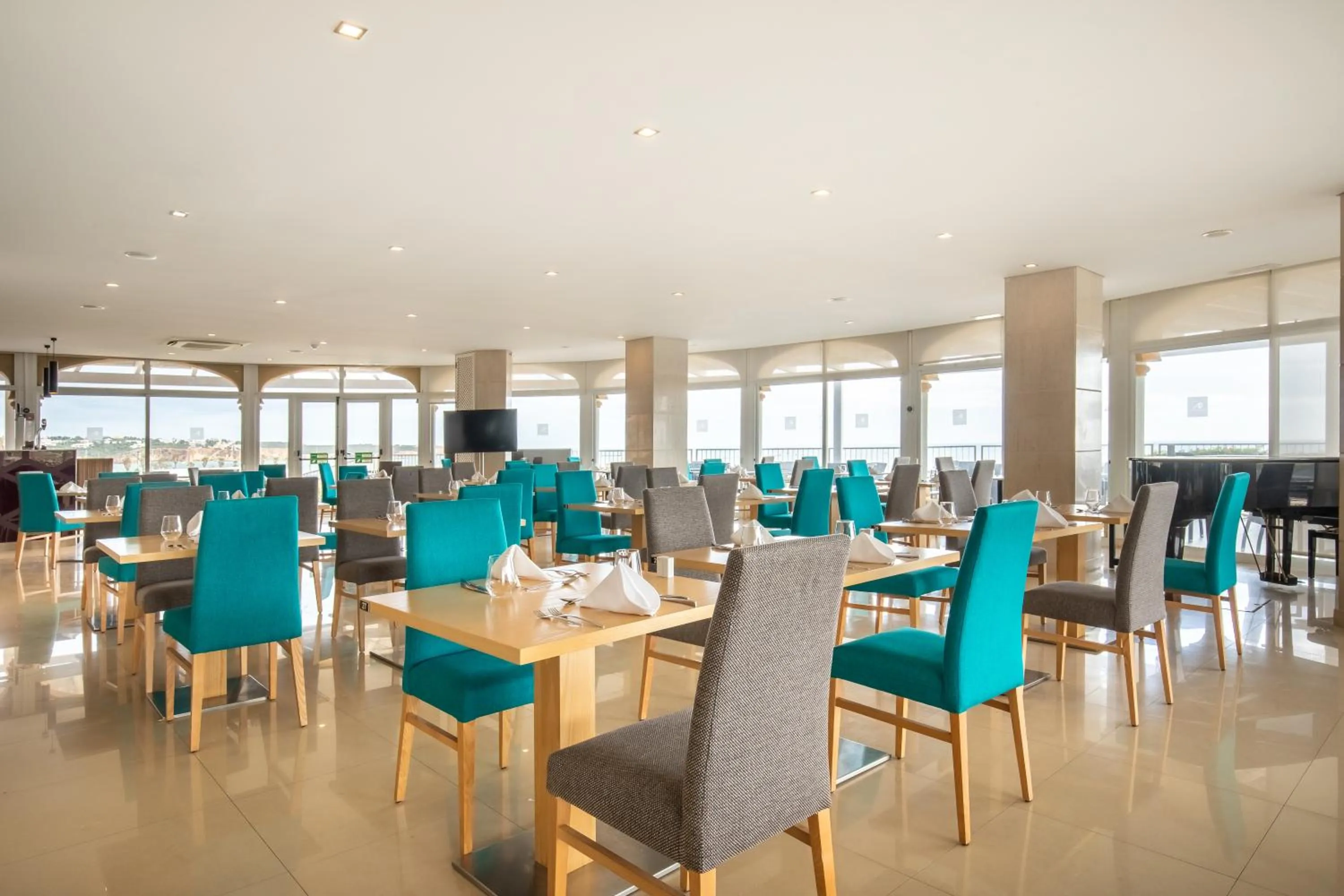 Restaurant/places to eat in AP Oriental Beach - Adults Friendly