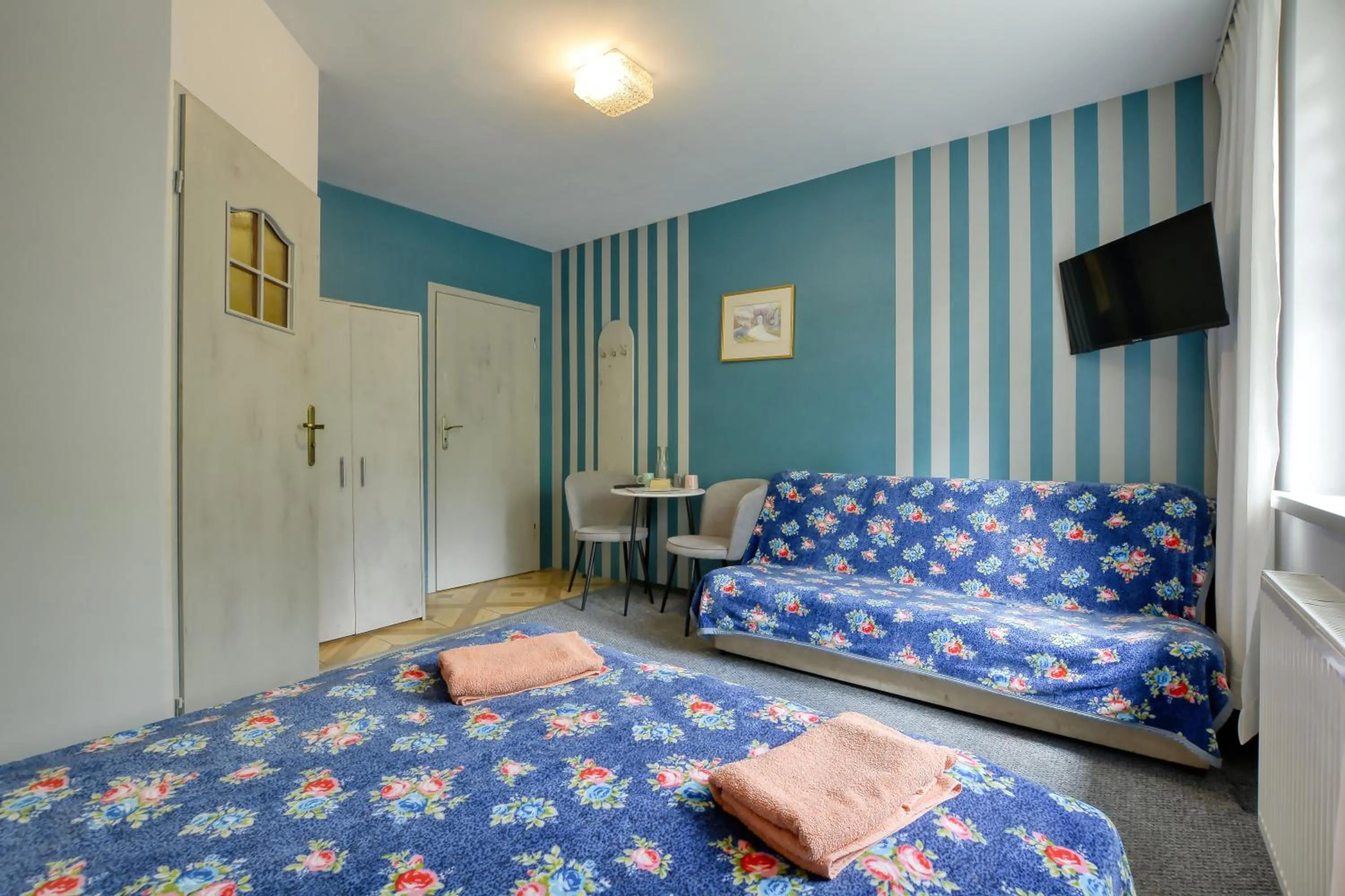 Bed in Harmont Montis- dawna Zającówka- IDEALNA lokalizacja - leśna enklawa w centrum miasta! Sauna, masaże, zabiegi spa!