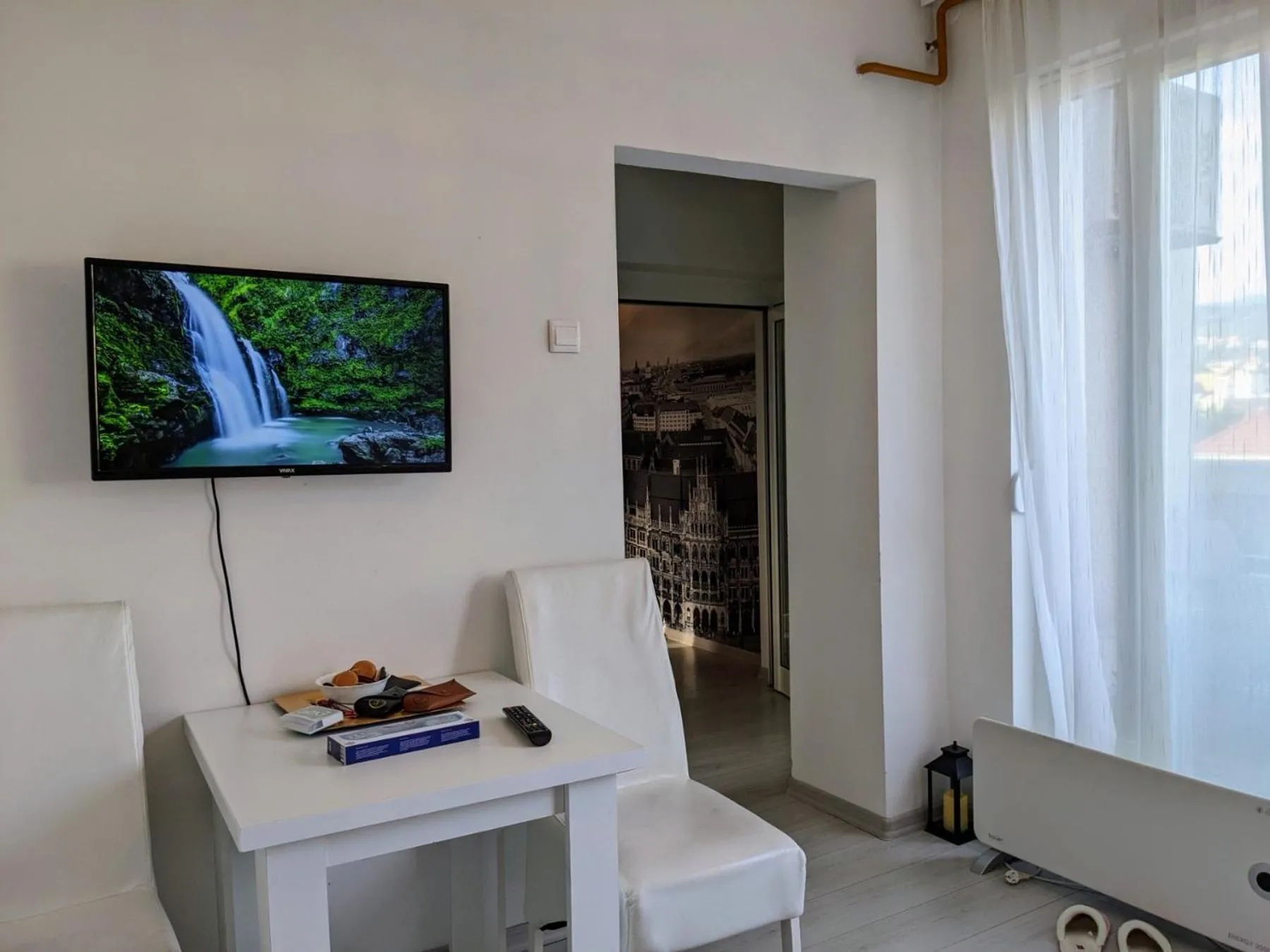 TV and multimedia in Colors Apartment Sarajevo