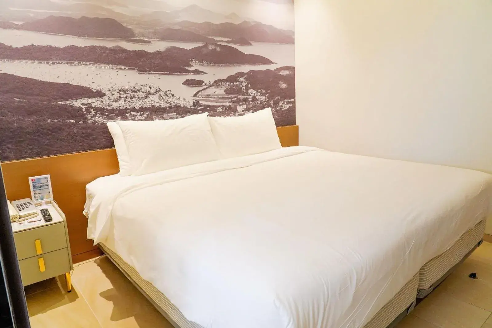 Bed in The Salvation Army - Booth Lodge Bed in The Salvation Army - Booth Lodge