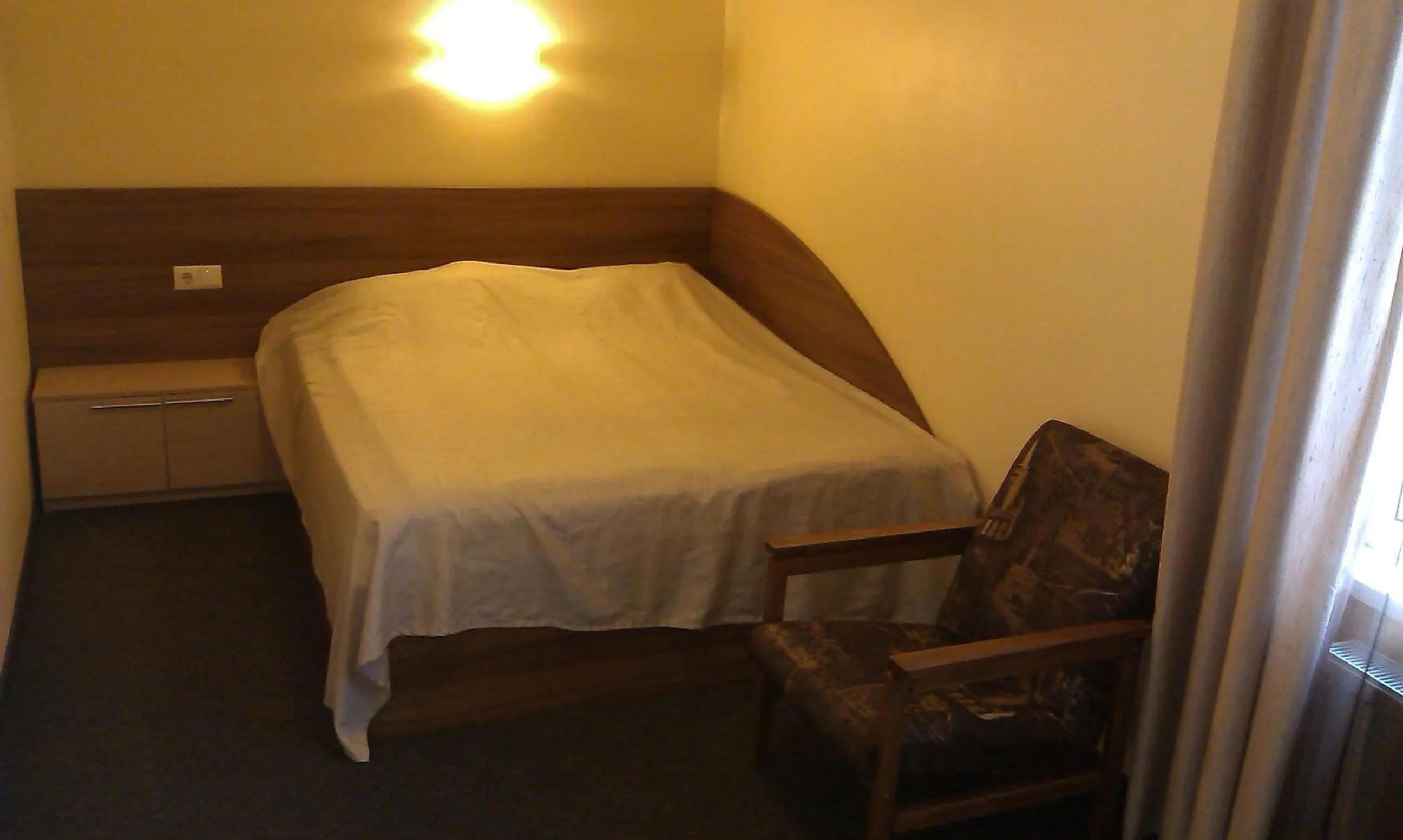 One-Bedroom Apartment in Yuzhniy Dvorik