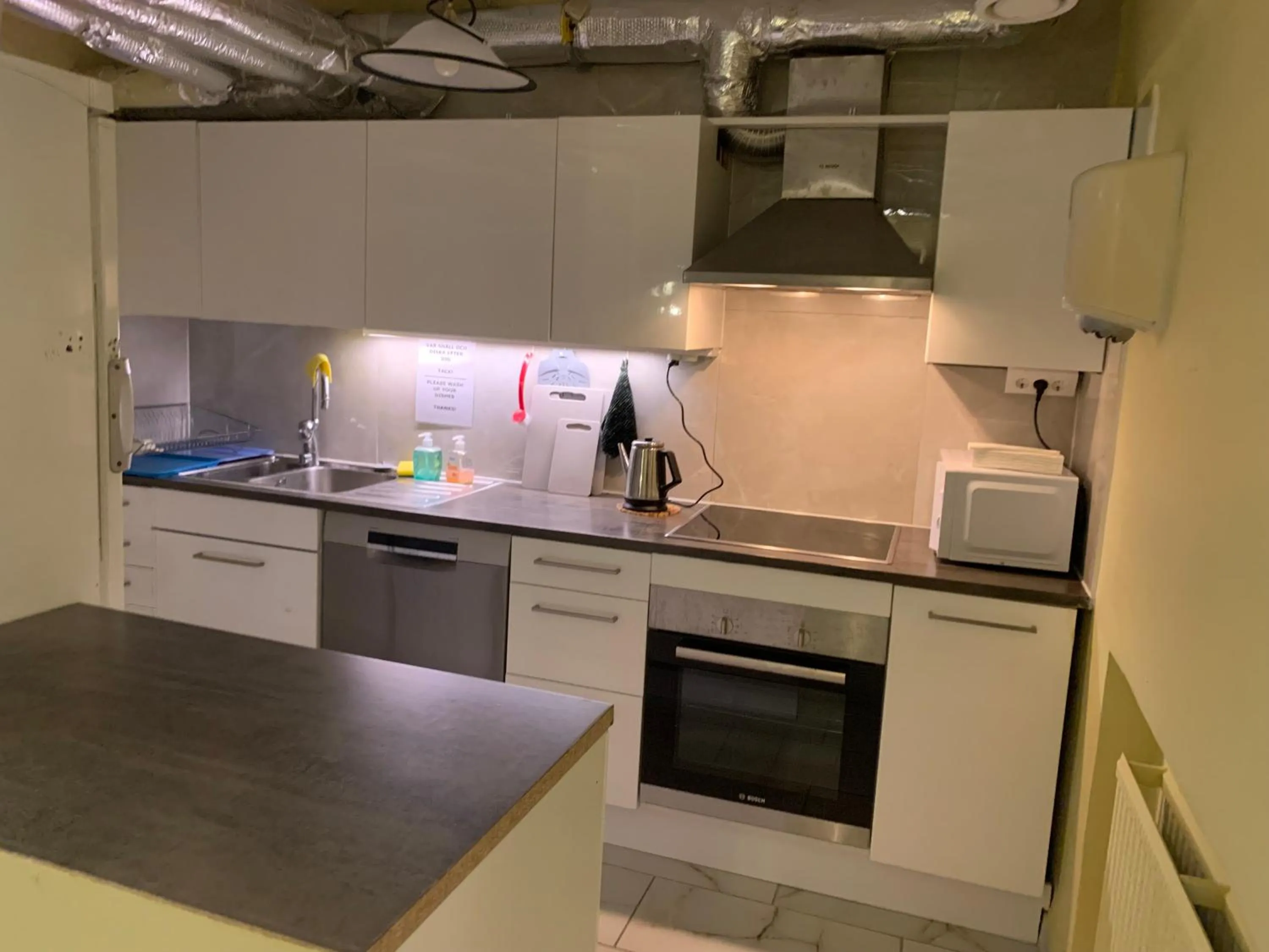 Hostel Bed & Breakfast