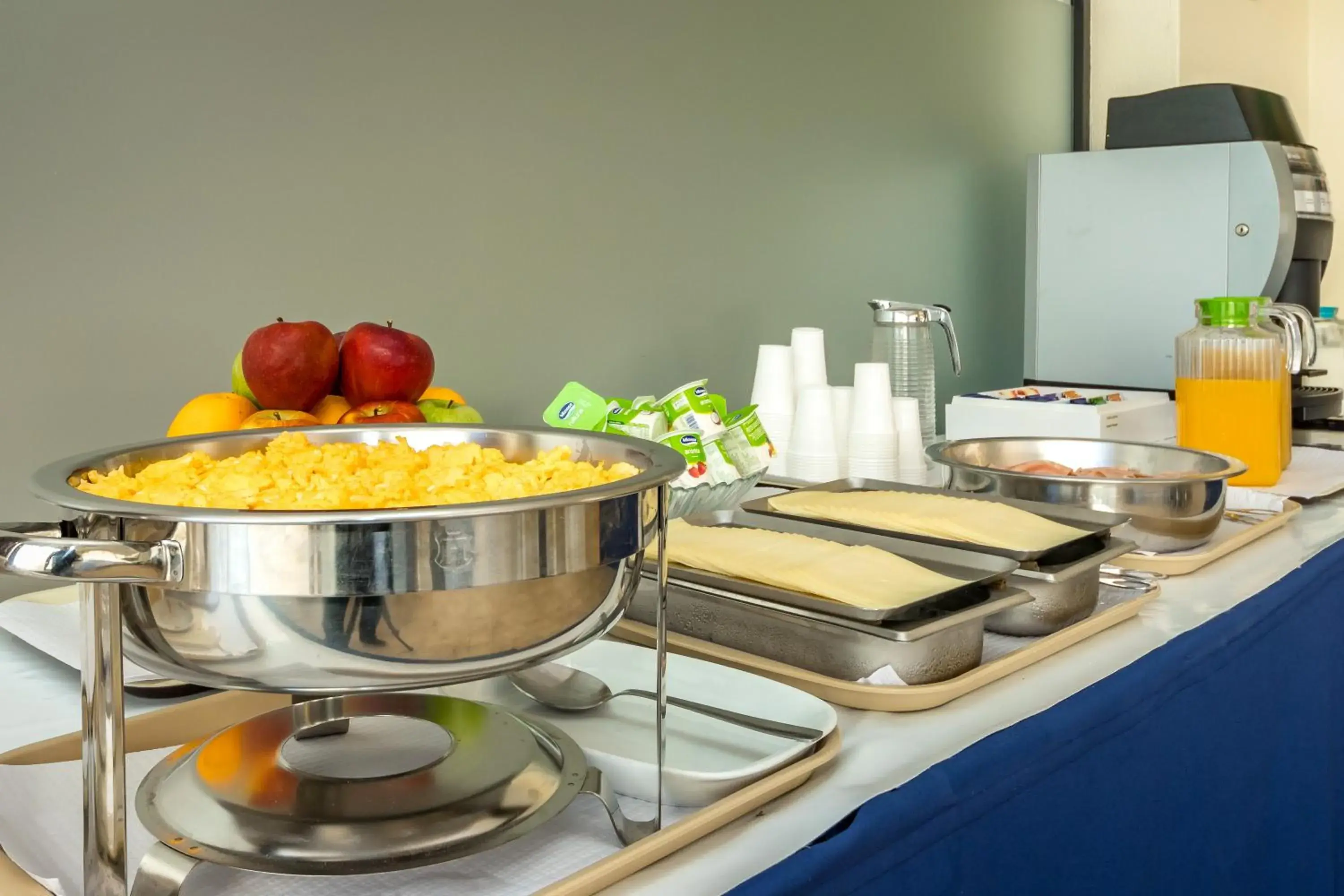 Breakfast in Janelas do Mar Apartamentos Turisticos Breakfast in Janelas do Mar Apartamentos Turisticos