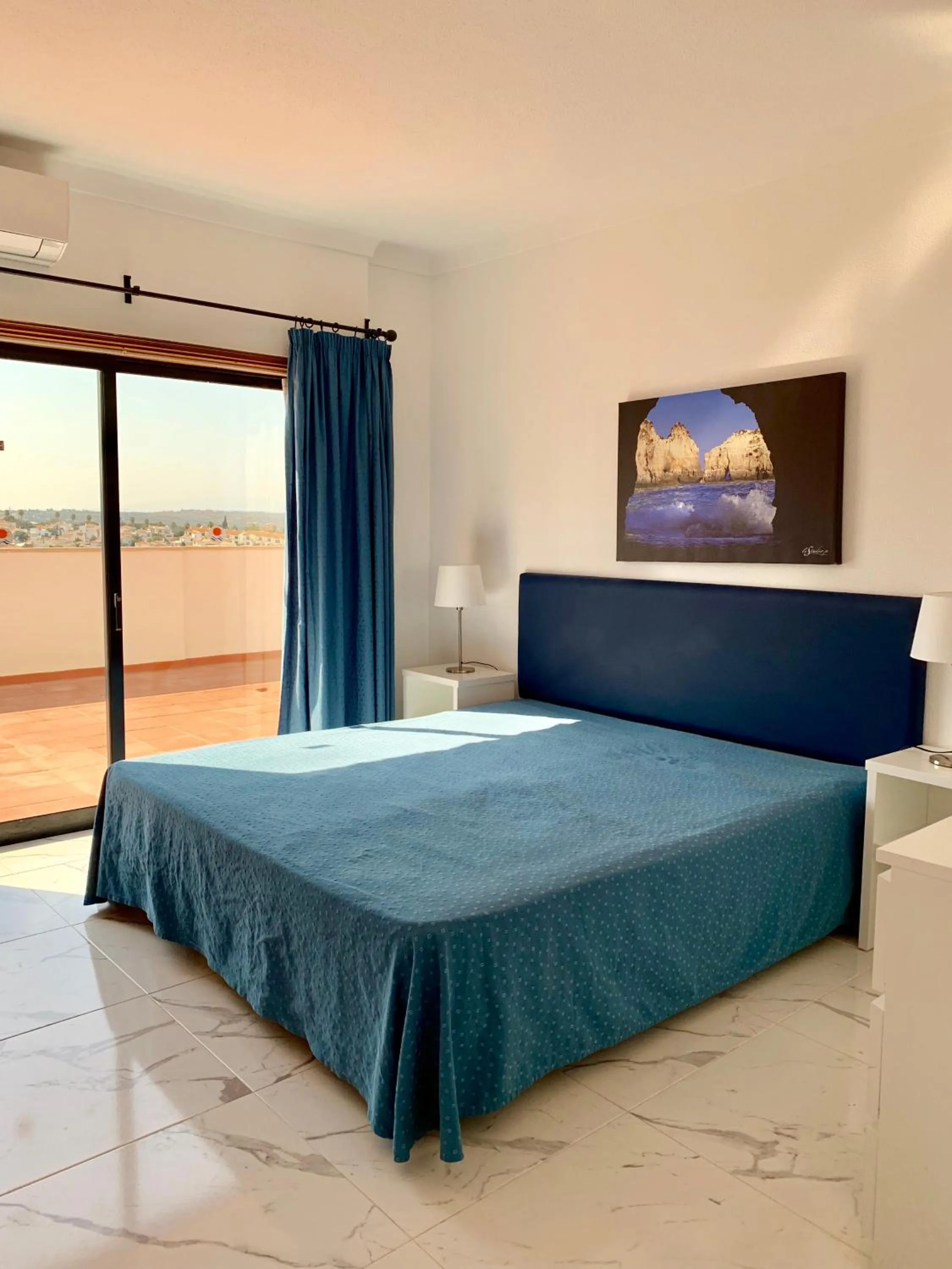 Bed in Janelas do Mar Apartamentos Turisticos