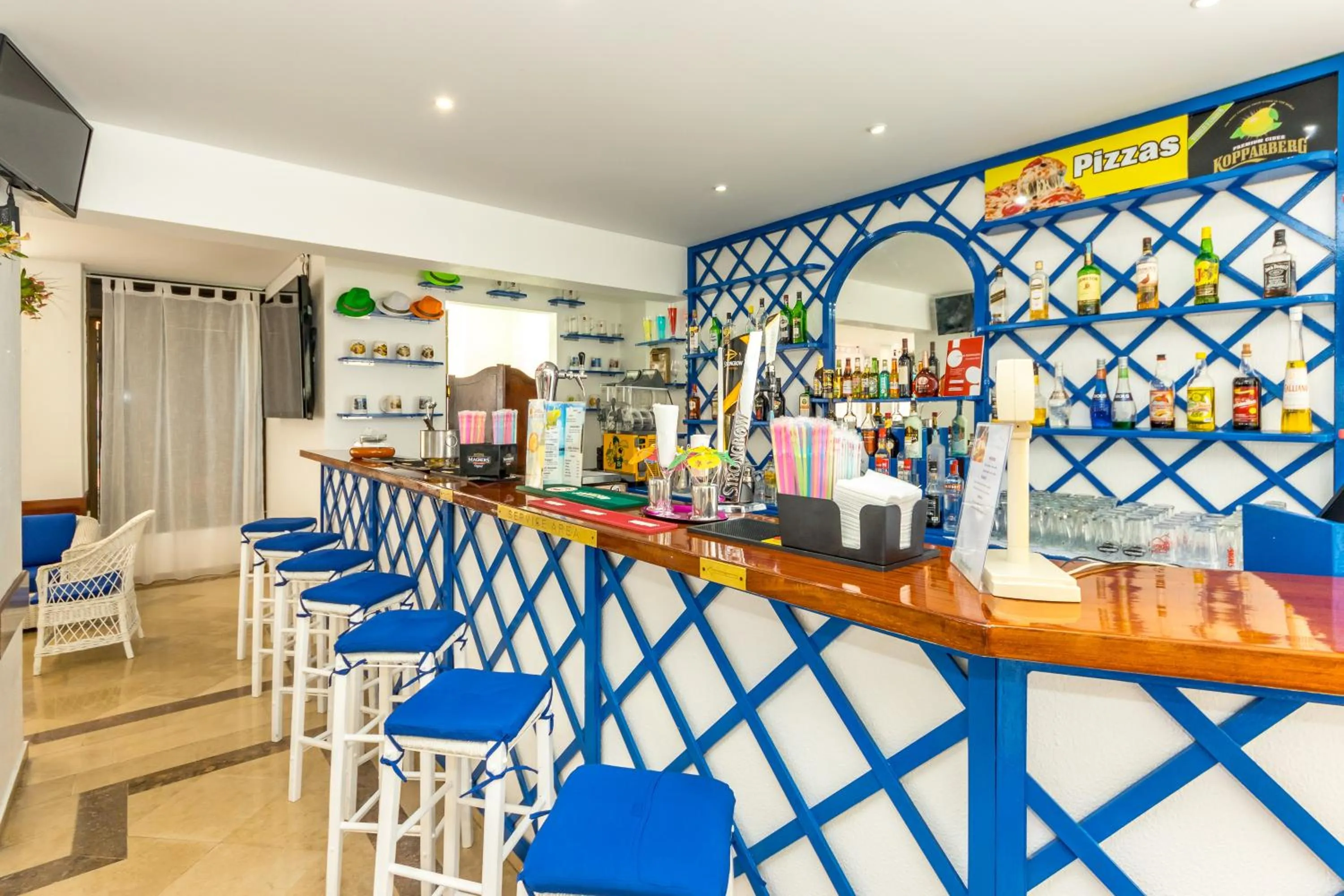 Karaoke in Janelas do Mar Apartamentos Turisticos