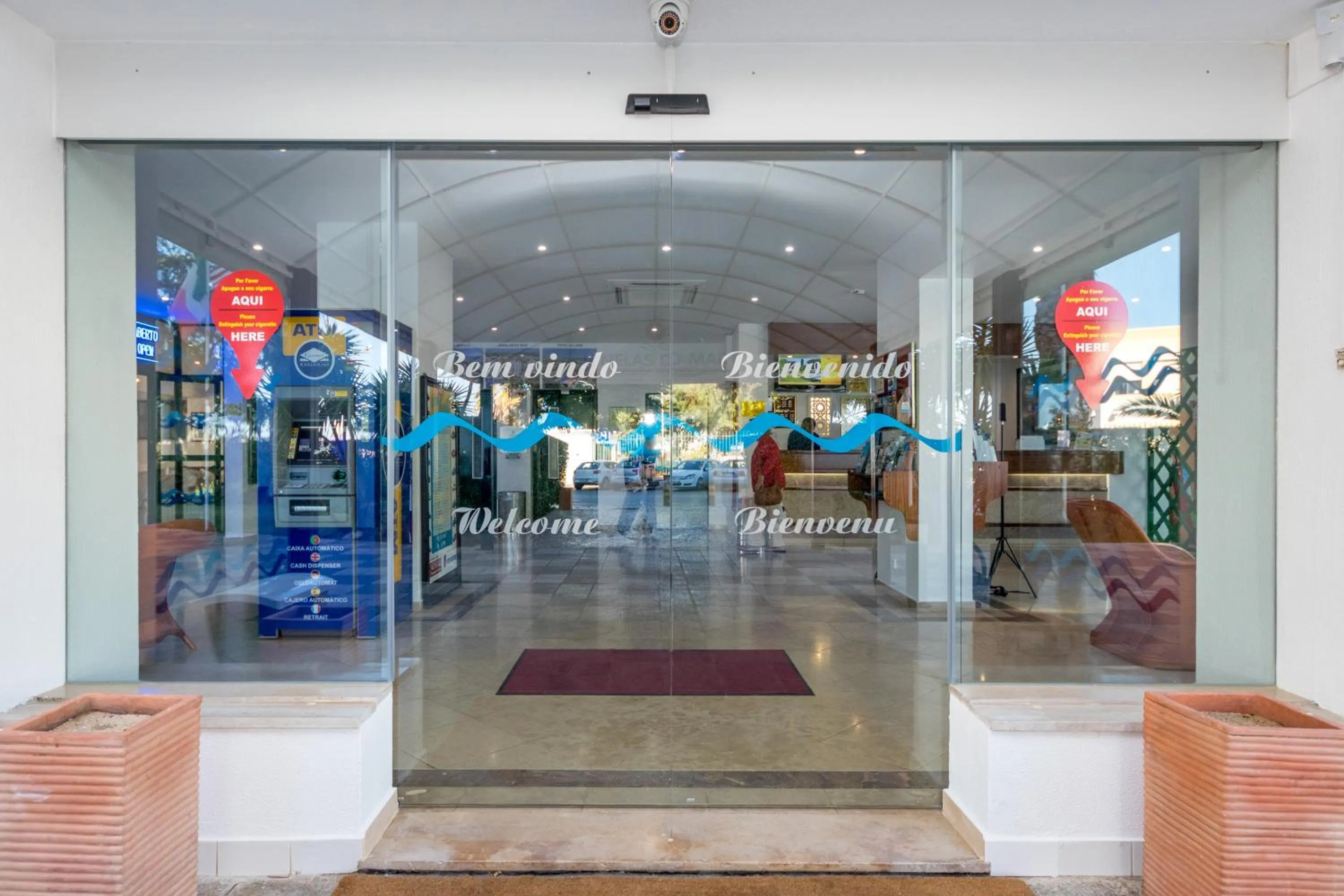 Facade/entrance in Janelas do Mar Apartamentos Turisticos