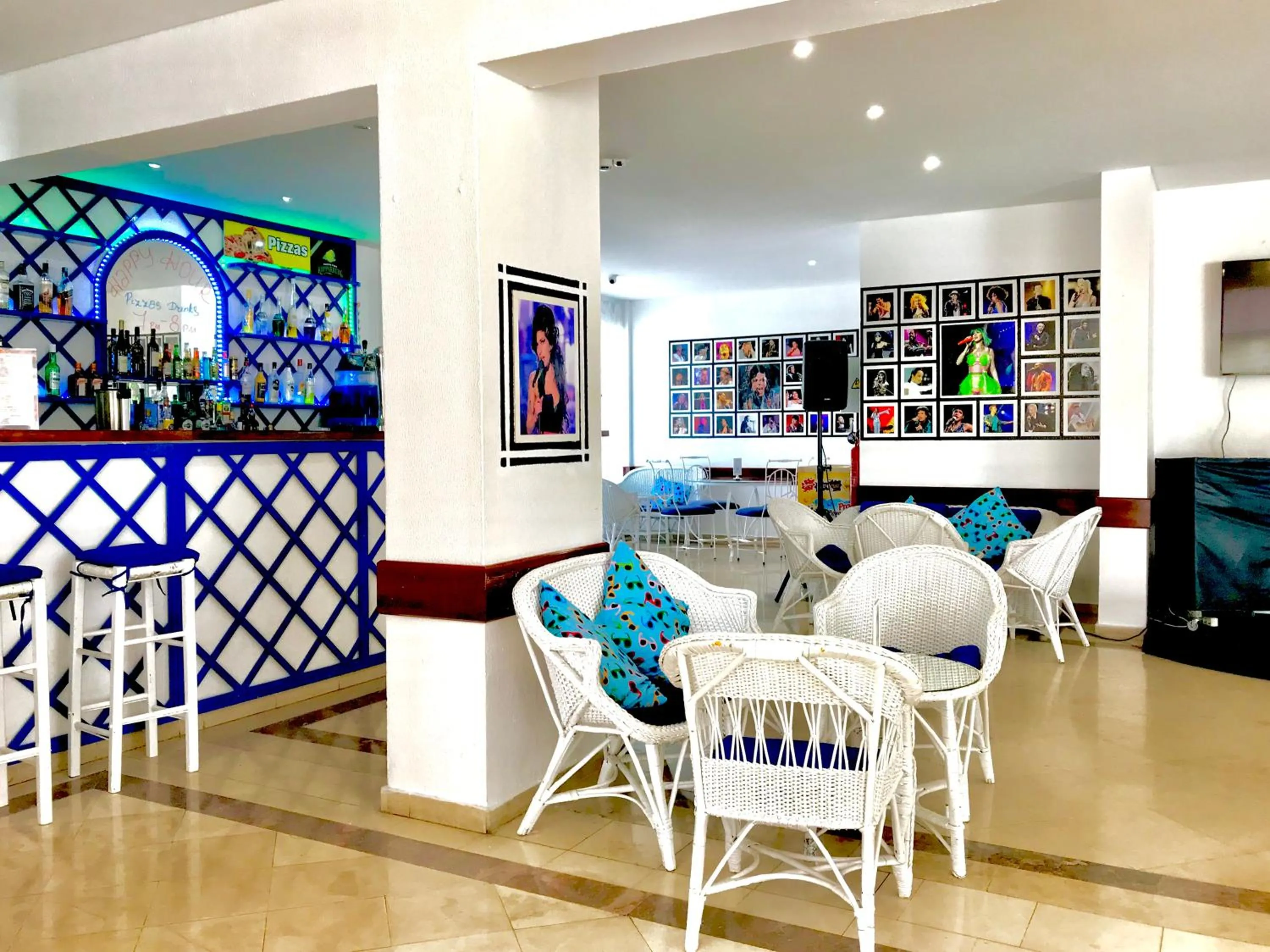 Karaoke in Janelas do Mar Apartamentos Turisticos