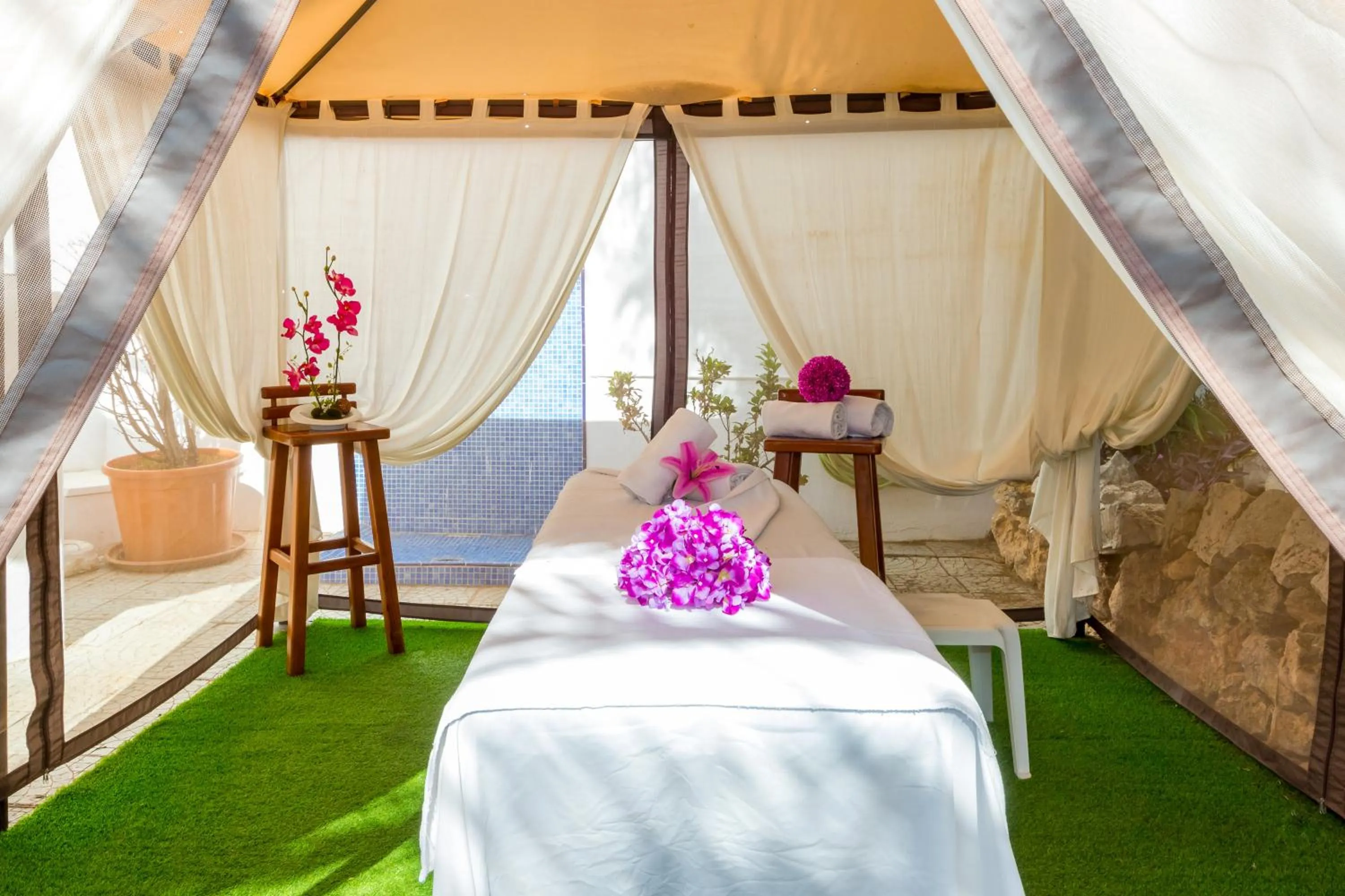 Activities, Bed in Janelas do Mar Apartamentos Turisticos