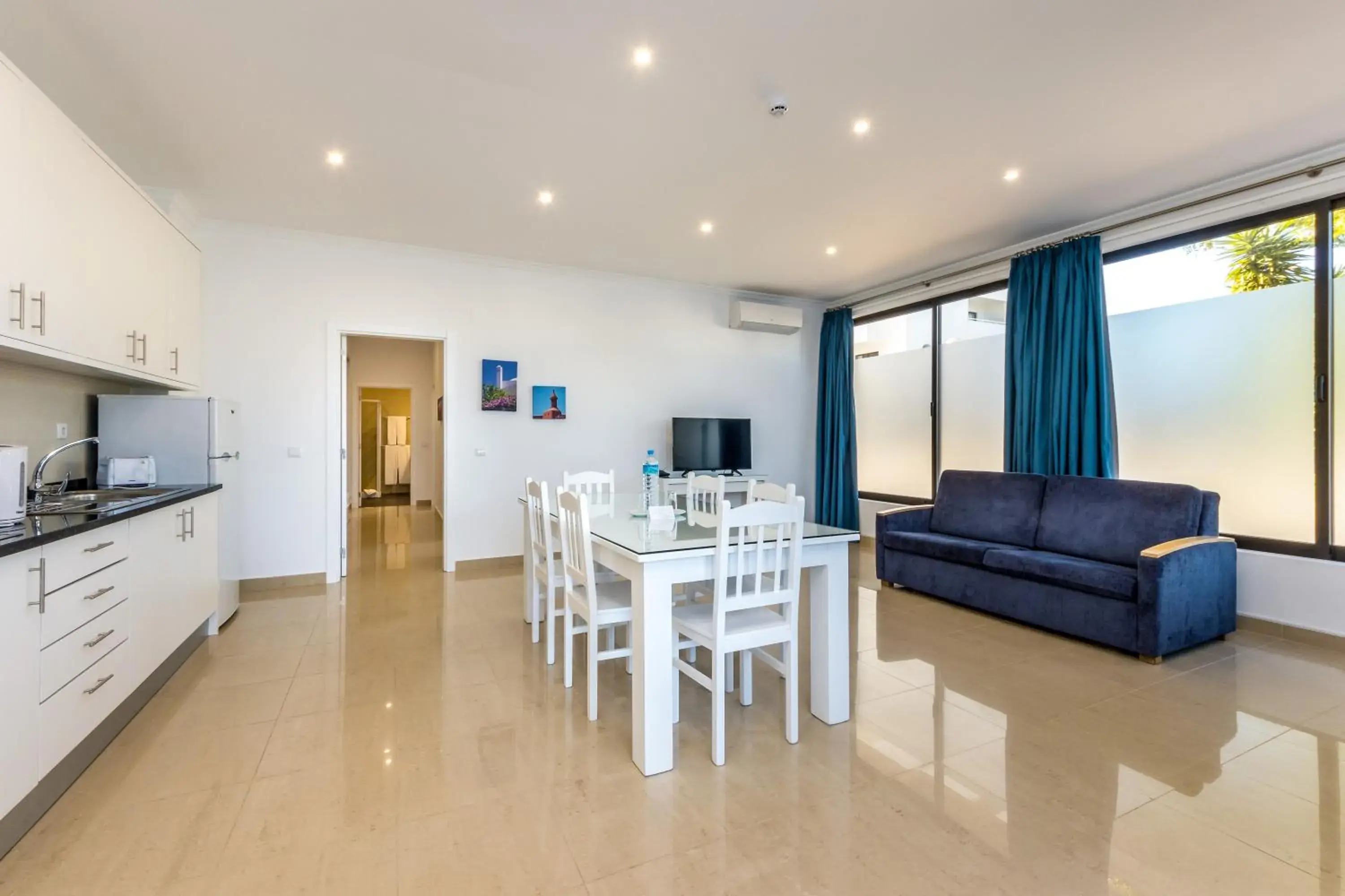 Superior Apartment in Janelas do Mar Apartamentos Turisticos Superior Apartment in Janelas do Mar Apartamentos Turisticos