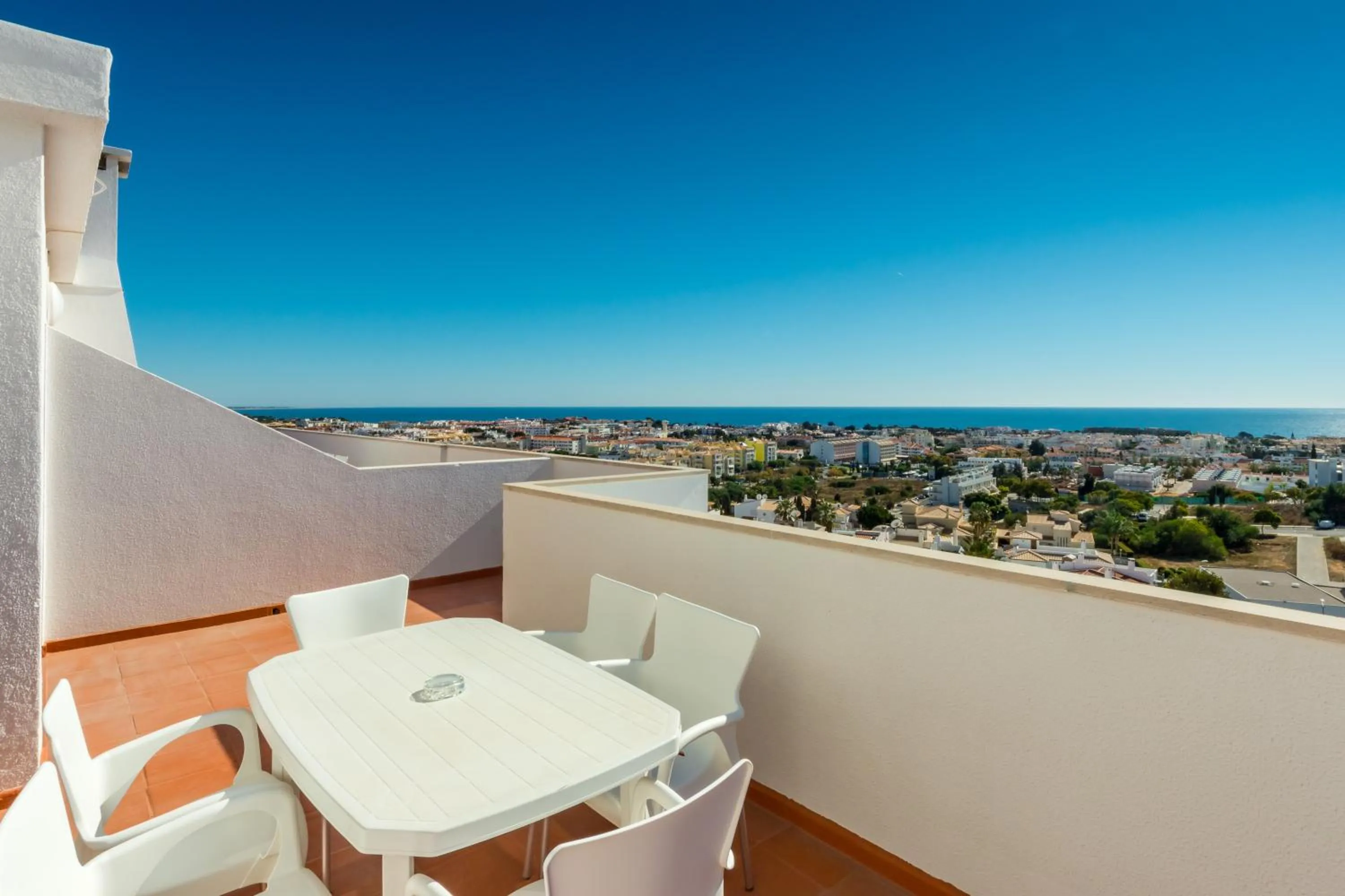 Janelas do Mar Apartamentos Turisticos