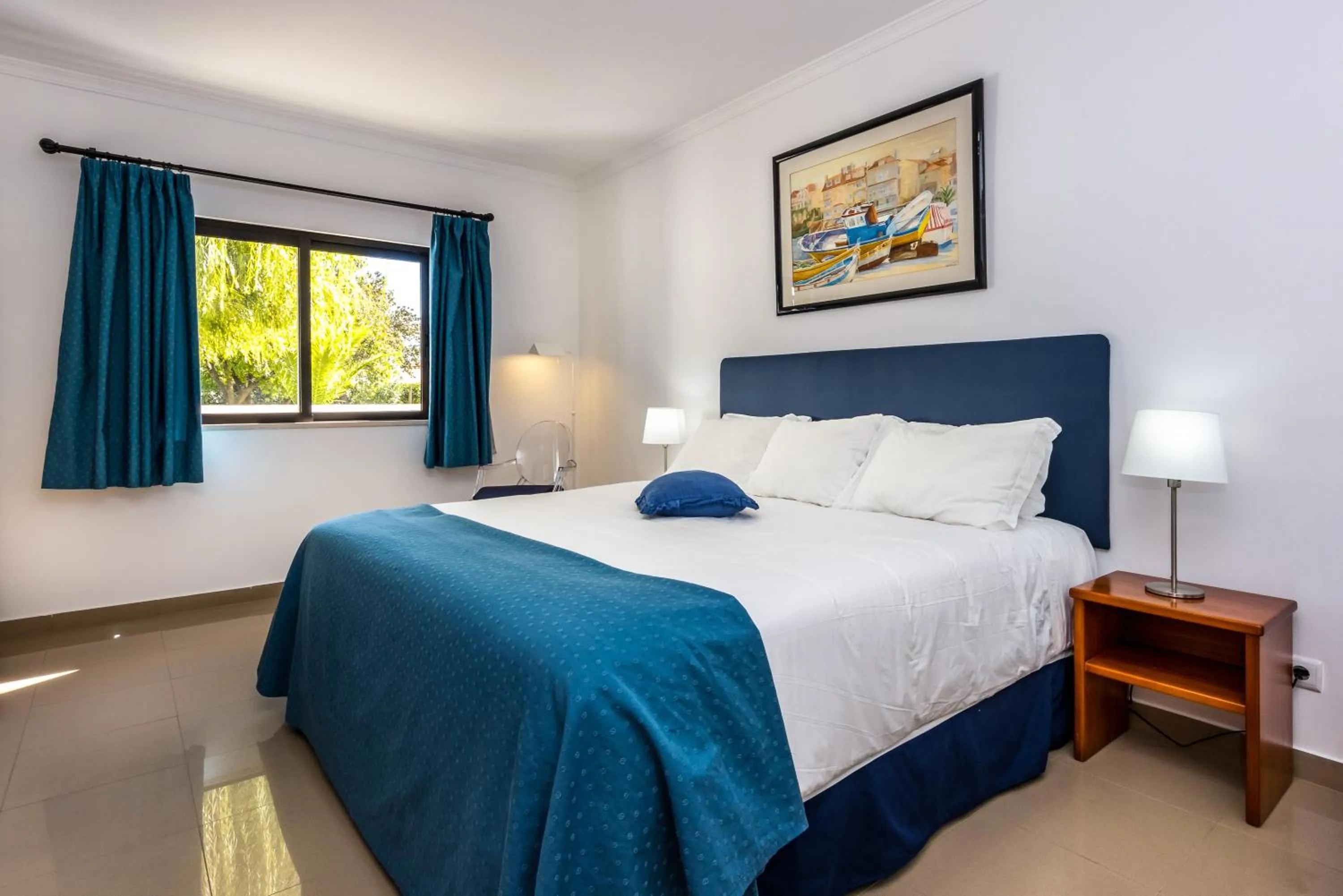 Bed in Janelas do Mar Apartamentos Turisticos