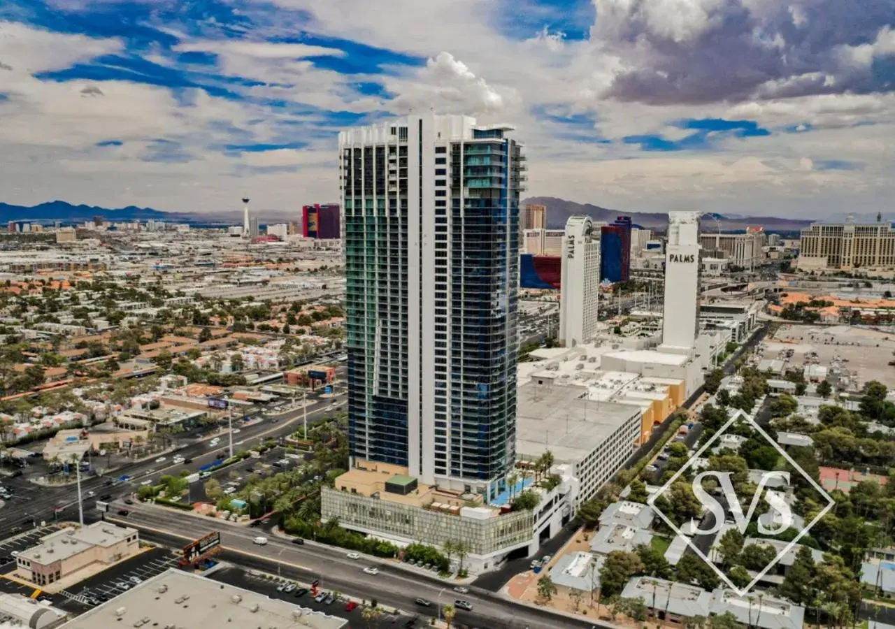 StripViewSuites Two-Bedroom Conjoined Suite at Palms Place StripViewSuites Two-Bedroom Conjoined Suite at Palms Place