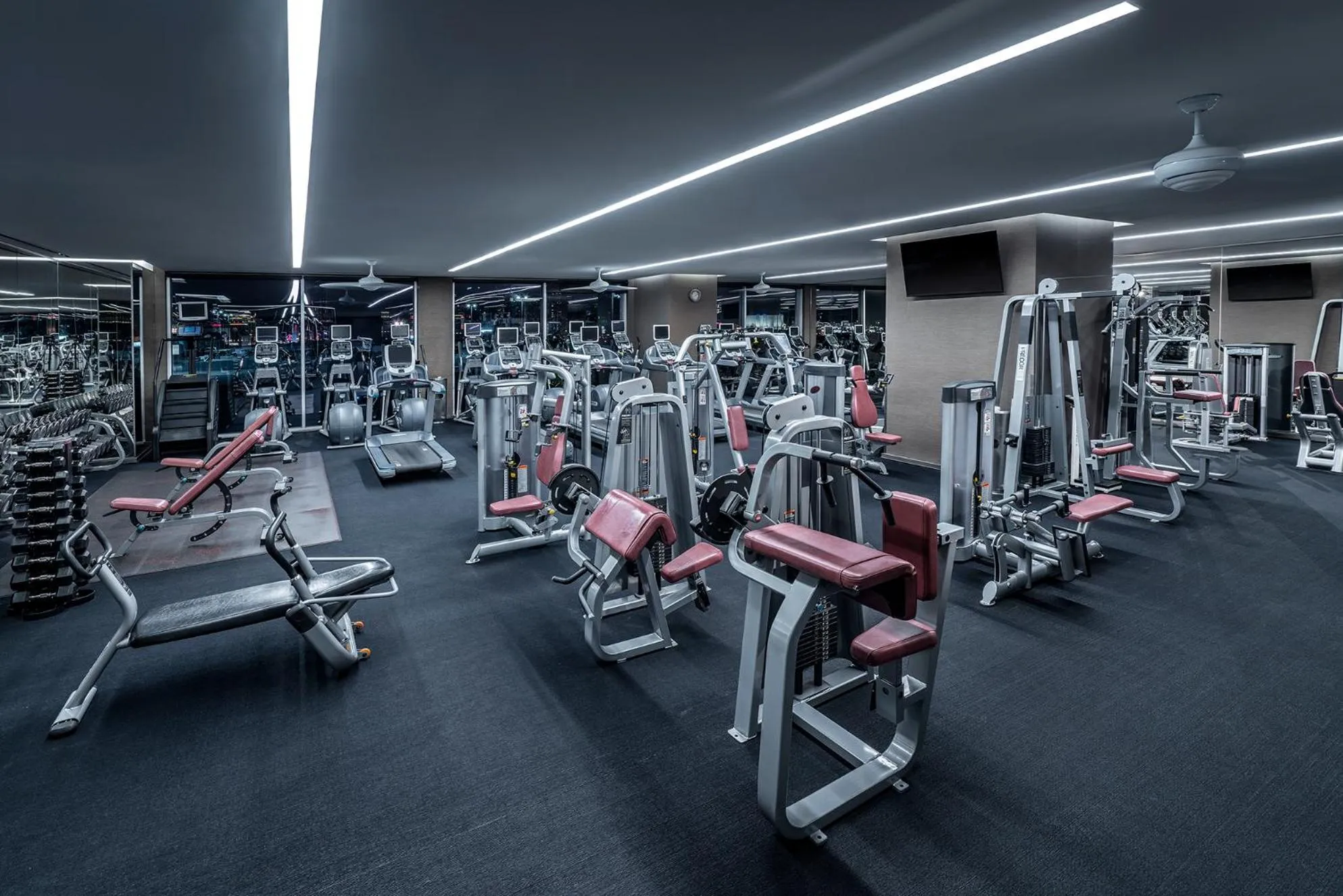 Fitness centre/facilities in StripViewSuites Two-Bedroom Conjoined Suite at Palms Place