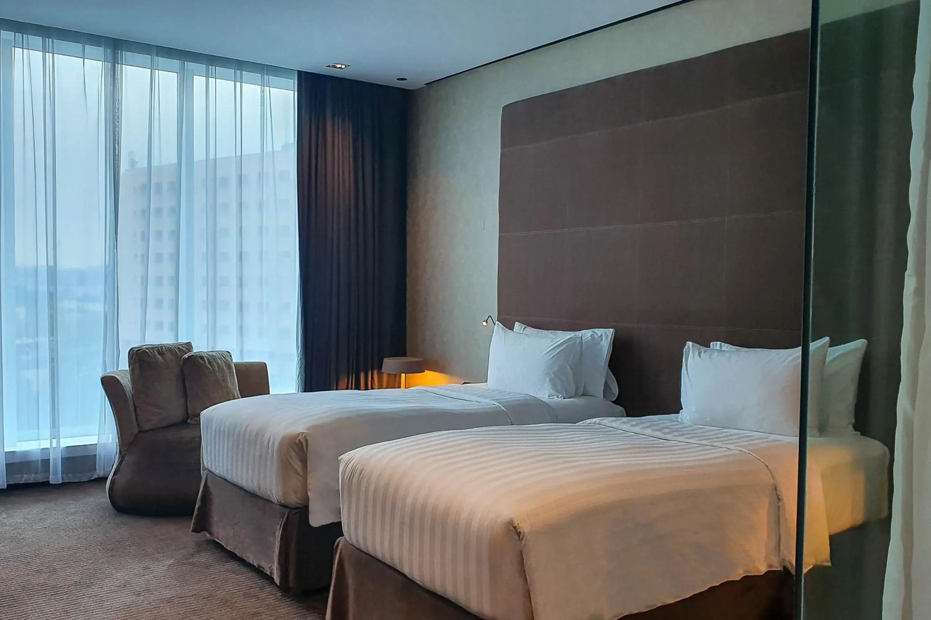 Superior Twin Room in The Canvas Dubai - MGallery Hotel Collection Superior Twin Room in The Canvas Dubai - MGallery Hotel Collection