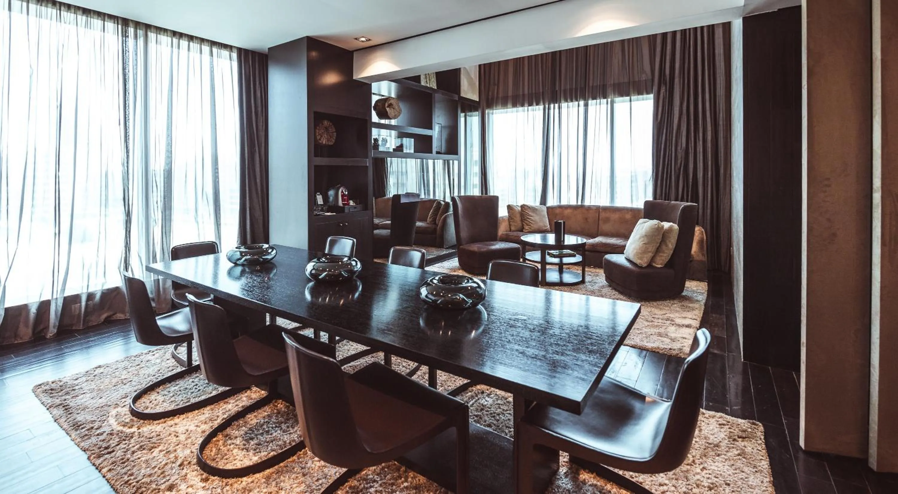 TV and multimedia in The Canvas Dubai - MGallery Hotel Collection