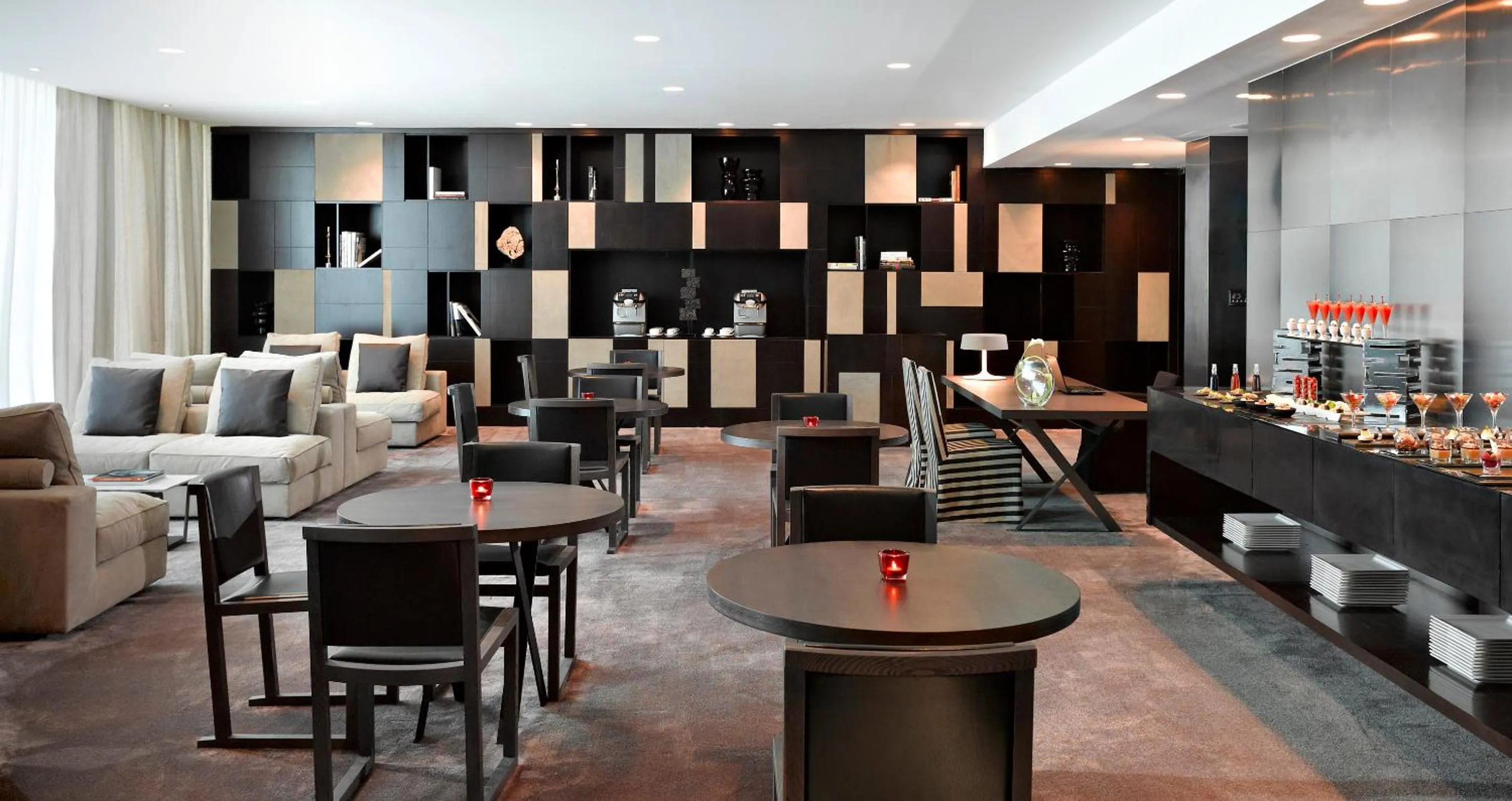 Restaurant/places to eat in The Canvas Dubai - MGallery Hotel Collection