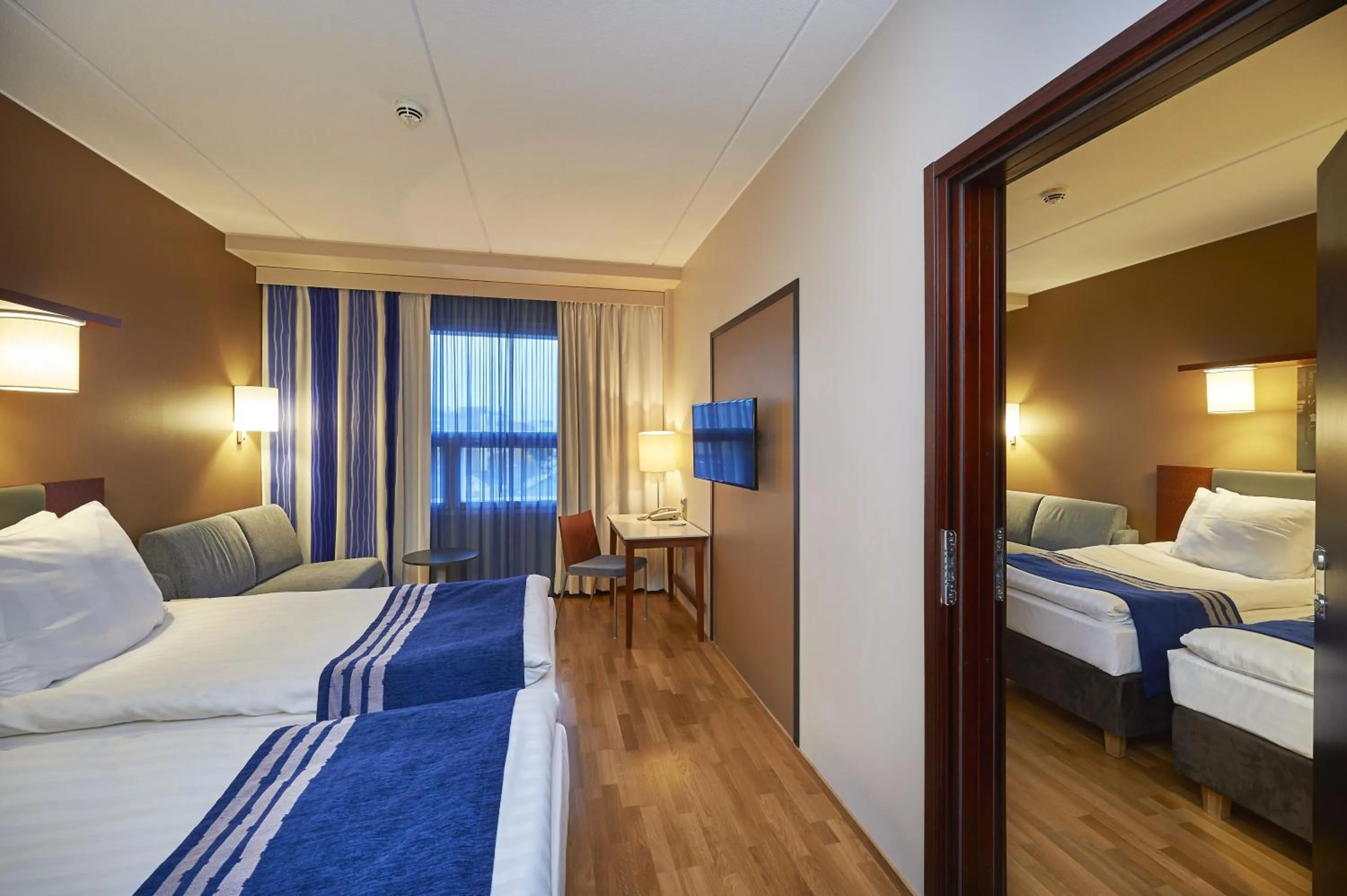 Photo of the whole room, Bed in Holiday Inn Tampere - Central Station by IHG