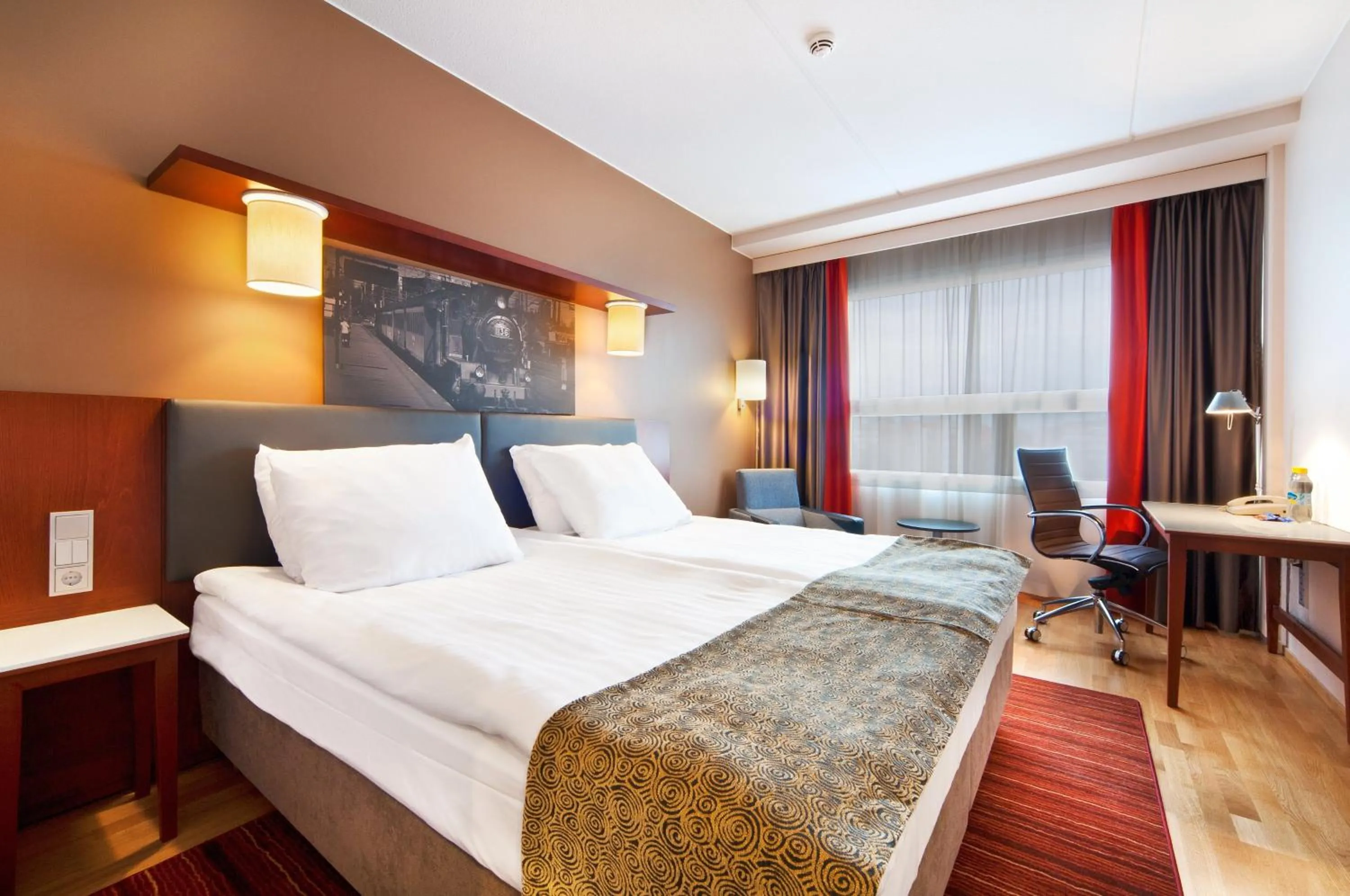 Photo of the whole room, Bed in Holiday Inn Tampere - Central Station by IHG