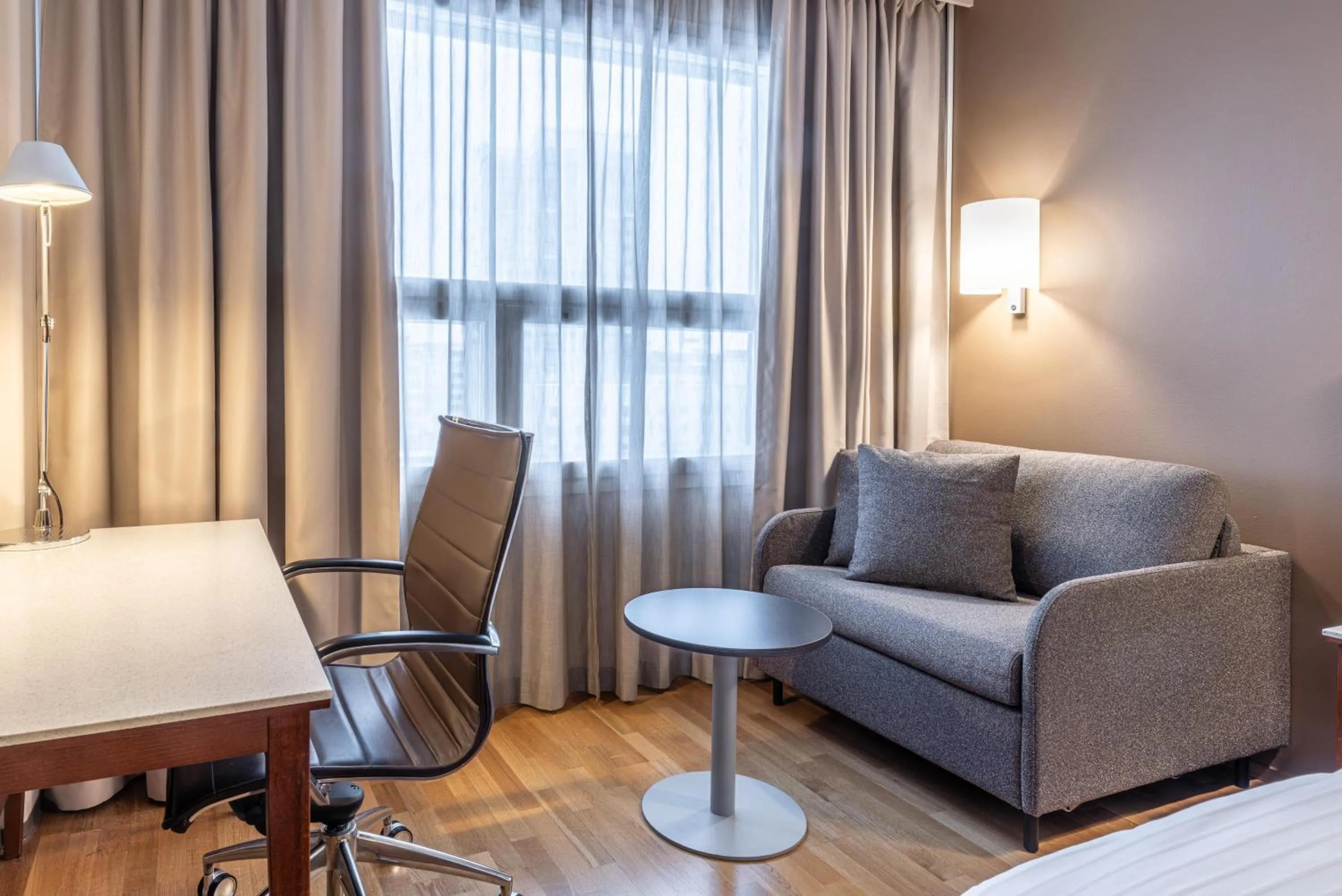 Bedroom in Scandic Postitalo