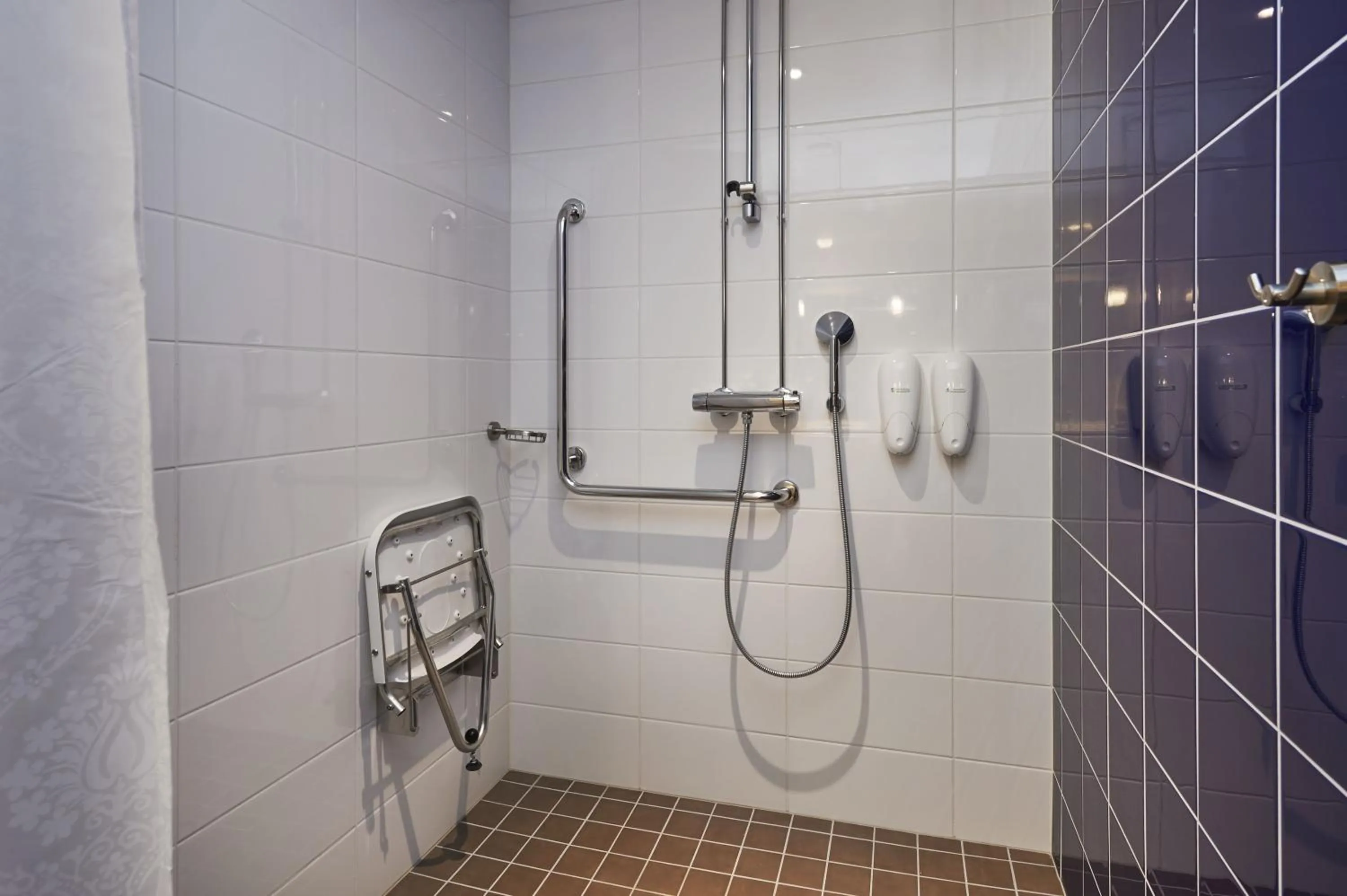 Bathroom in Holiday Inn Tampere - Central Station by IHG