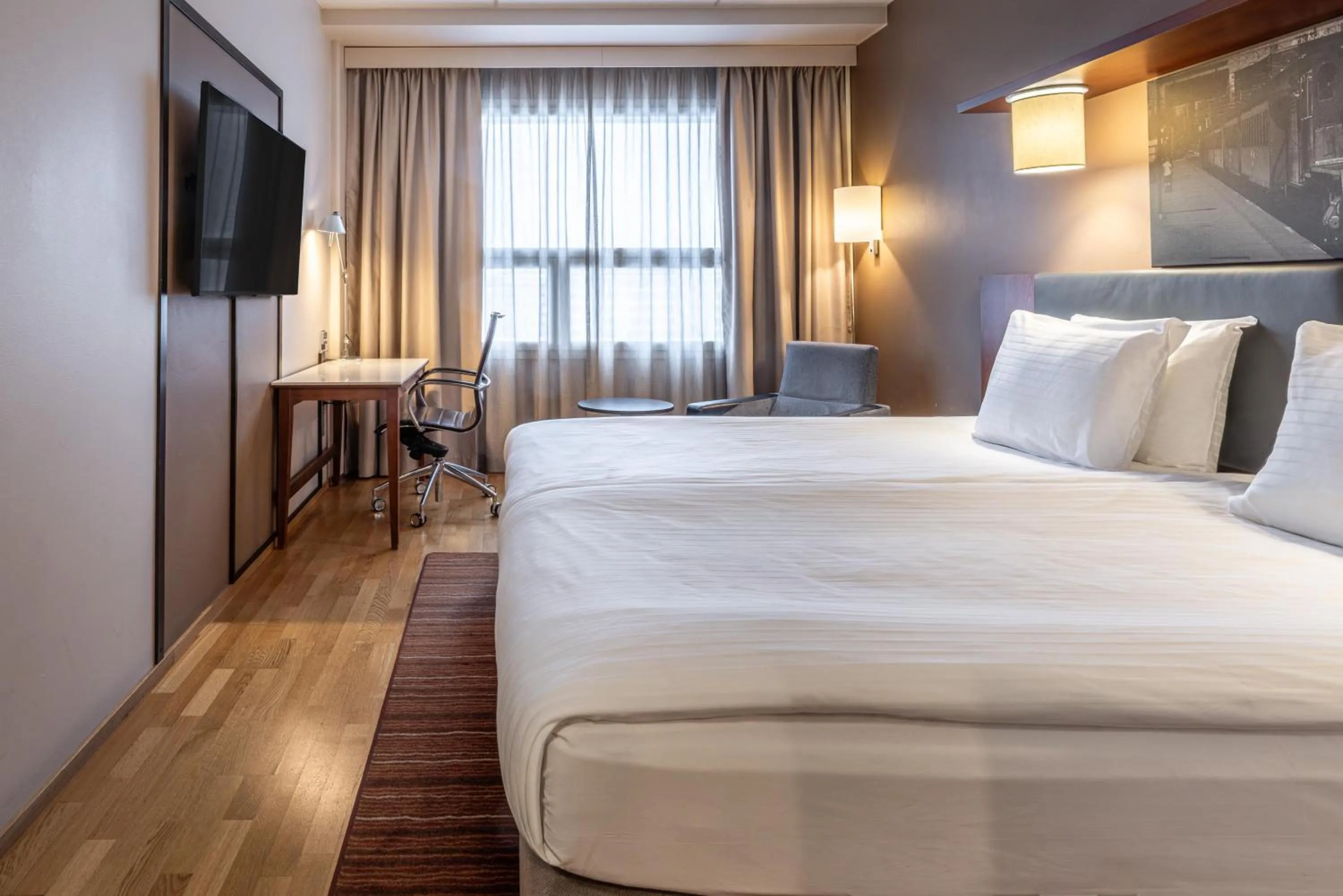 Bedroom, Bed in Scandic Postitalo
