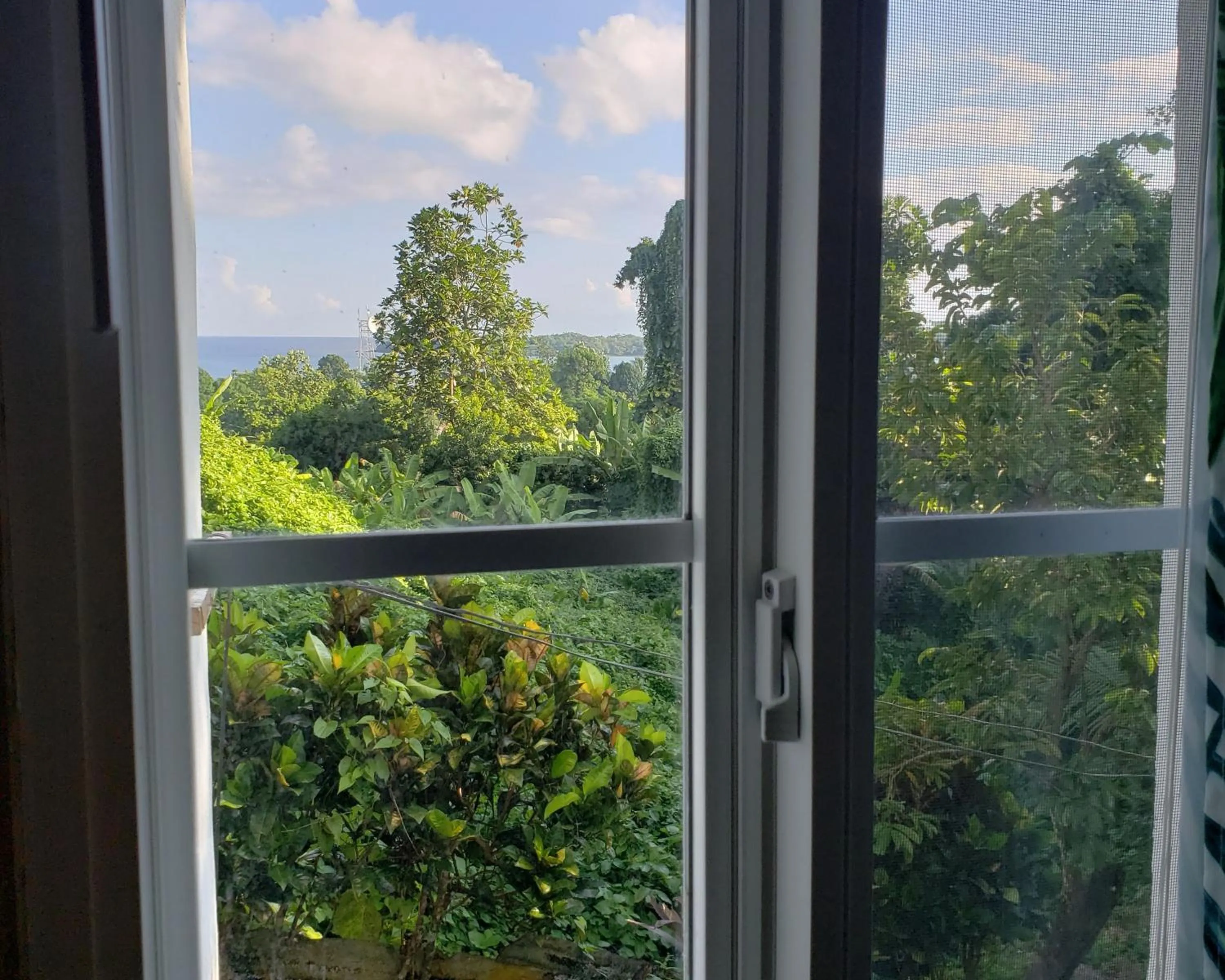 Bathroom in Viva Violas